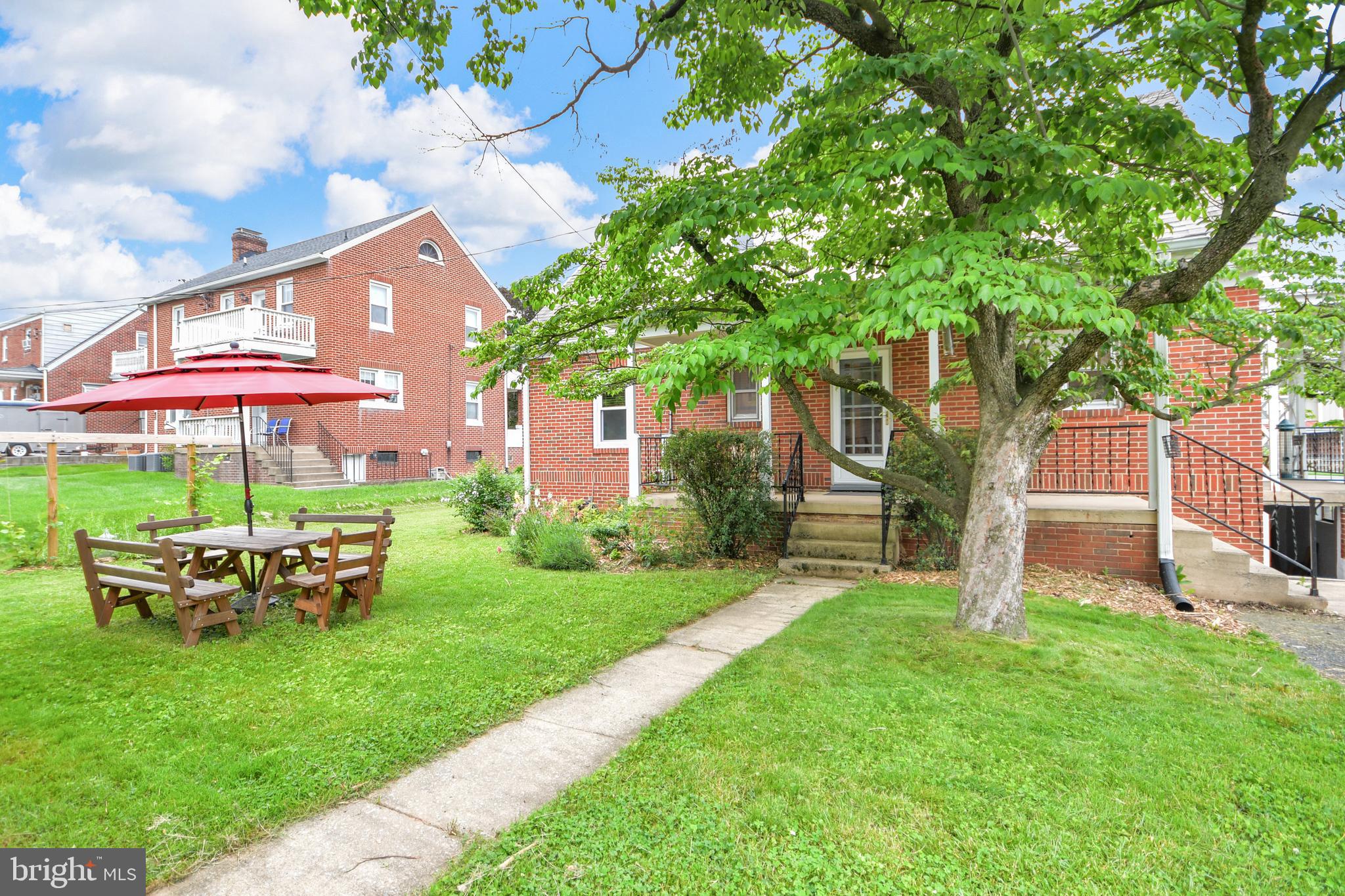 BRIGADOON - Residential