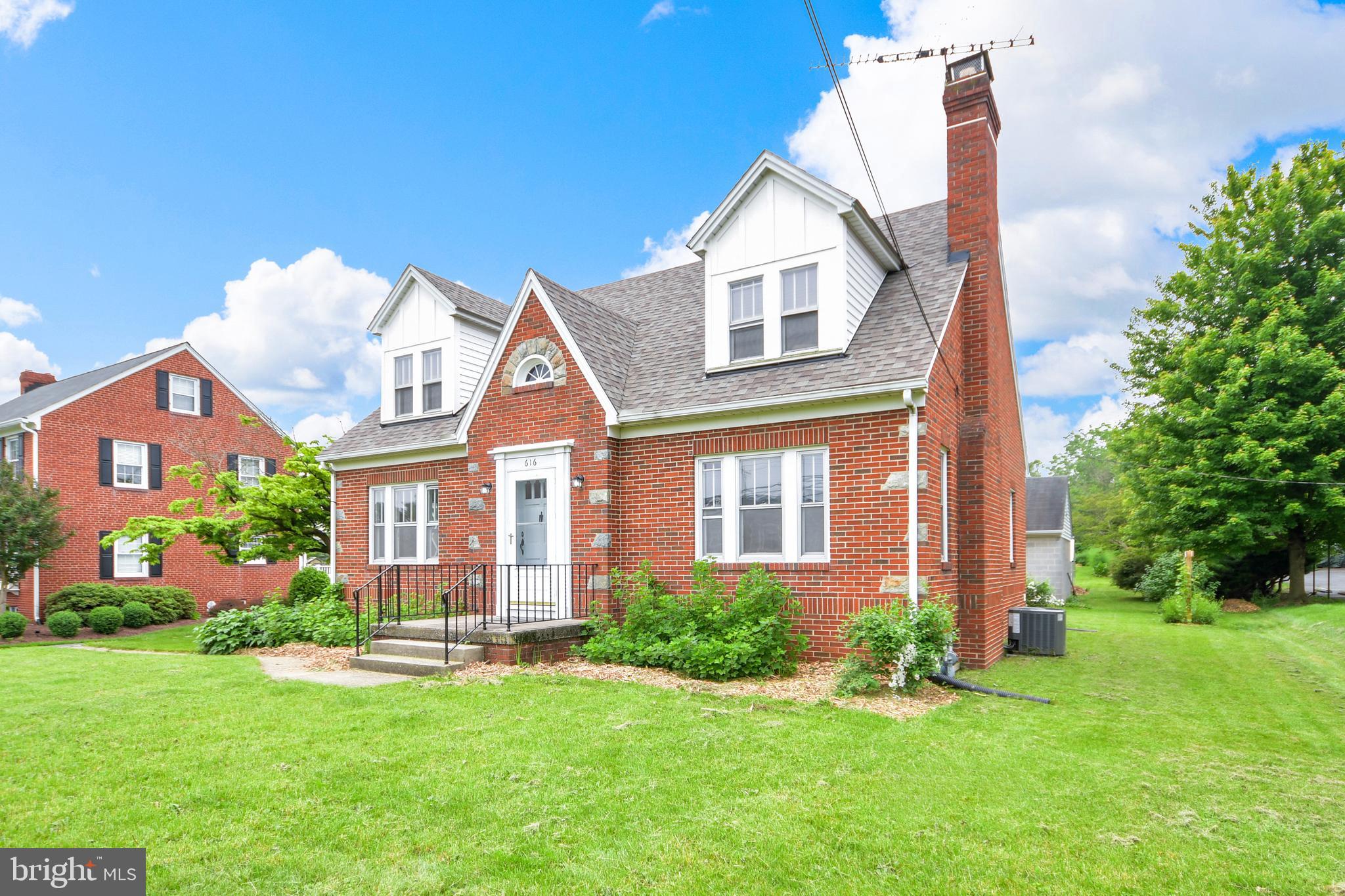 BRIGADOON - Residential