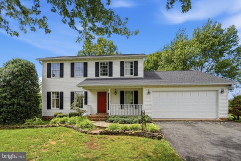 Photo of 20128 Buck Run Court, CULPEPER, VA 22701 (MLS # VACU2014000)