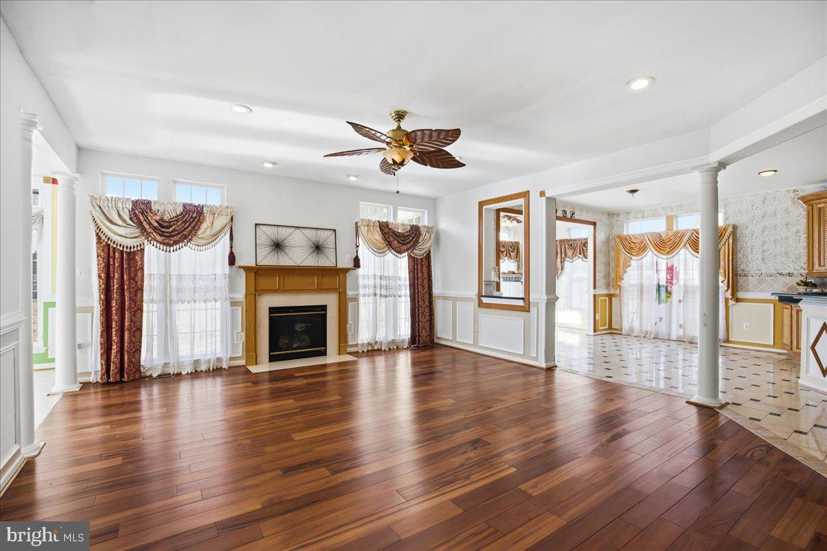 CHARLES CROSSING - Residential