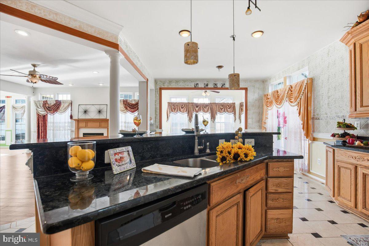 CHARLES CROSSING - Residential