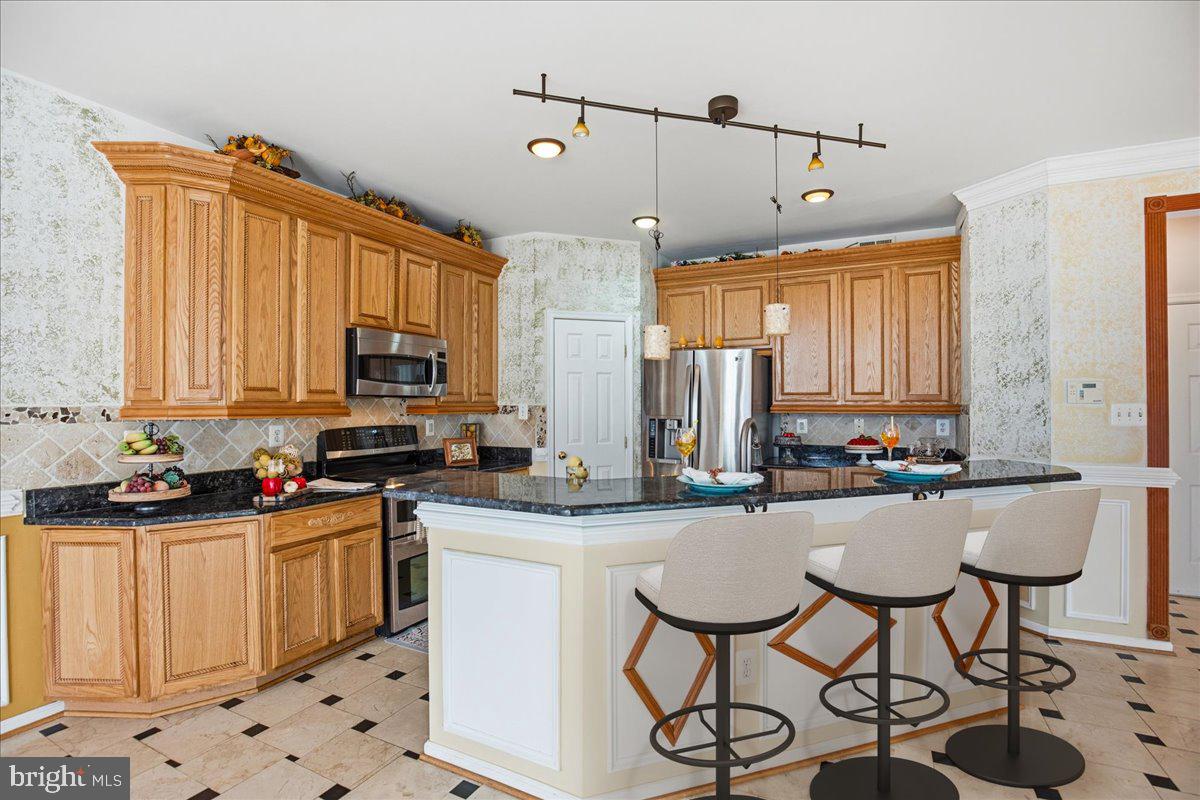 CHARLES CROSSING - Residential