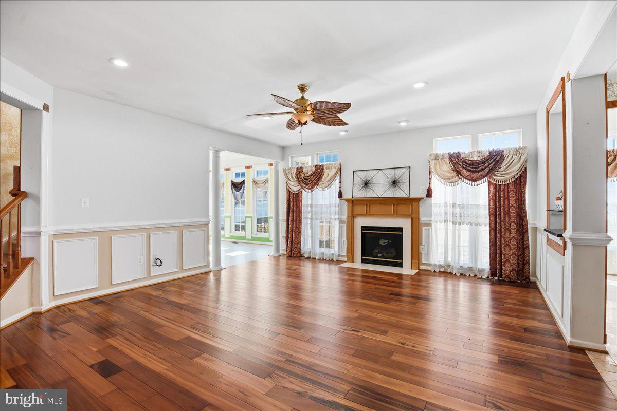 CHARLES CROSSING - Residential