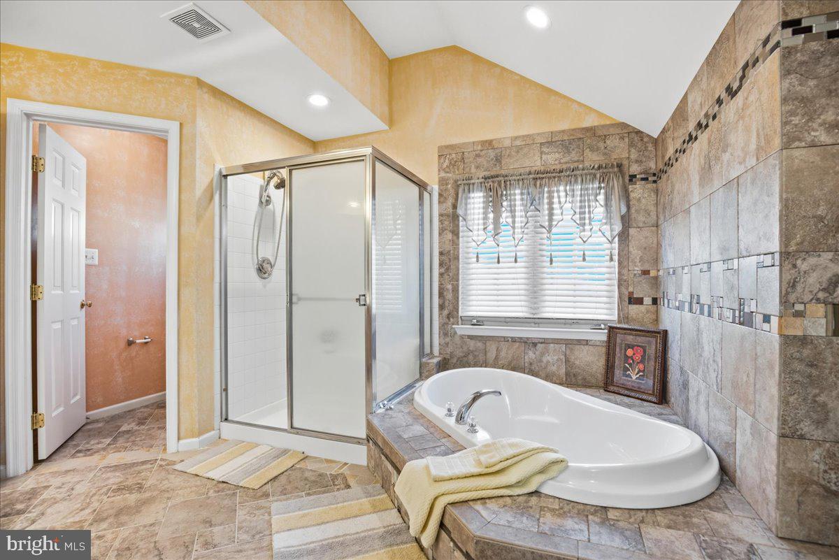 CHARLES CROSSING - Residential