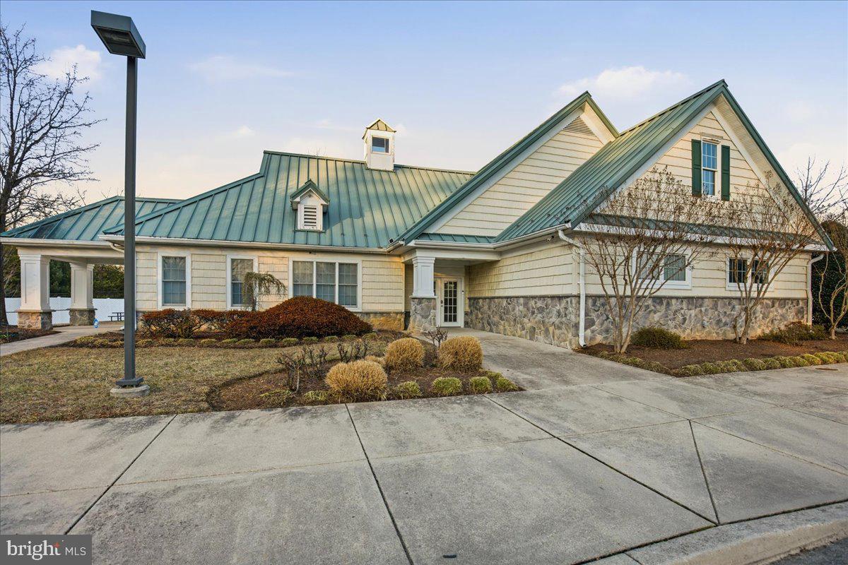 CHARLES CROSSING - Residential