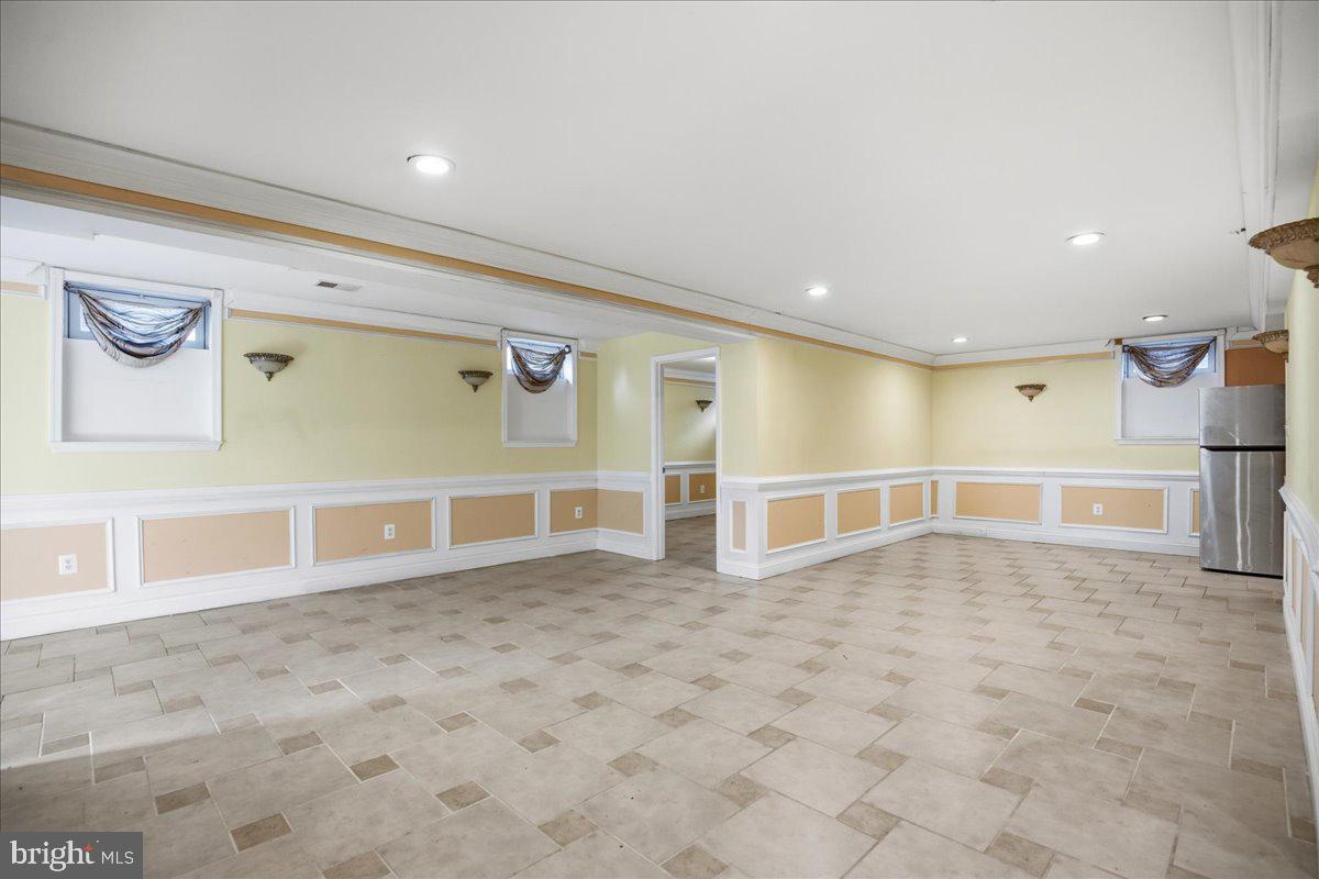 CHARLES CROSSING - Residential