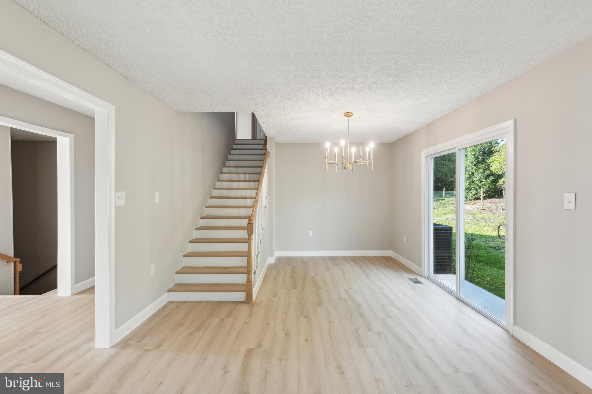 ARNON MEADOW - Residential