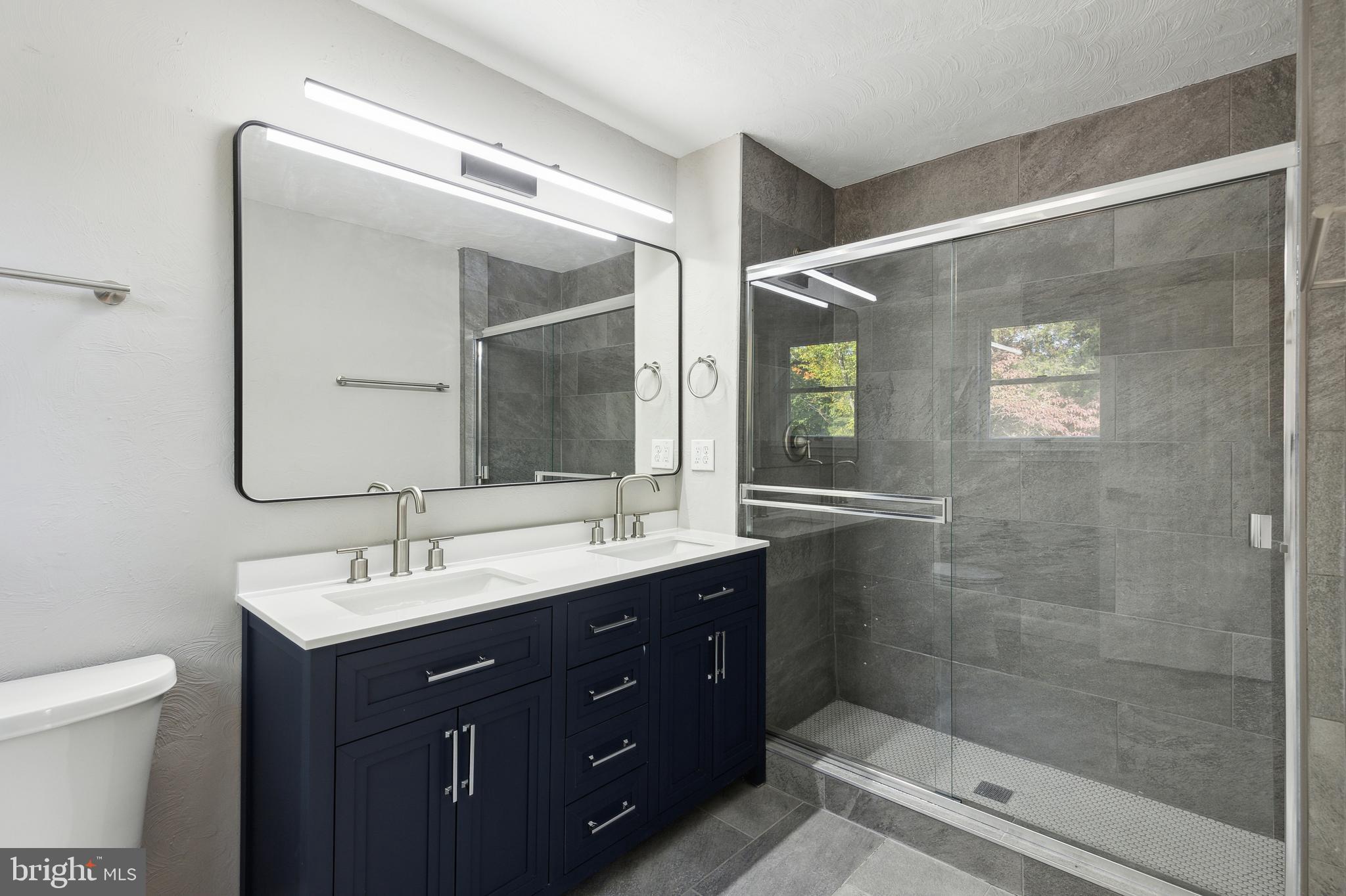 ARNON MEADOW - Residential