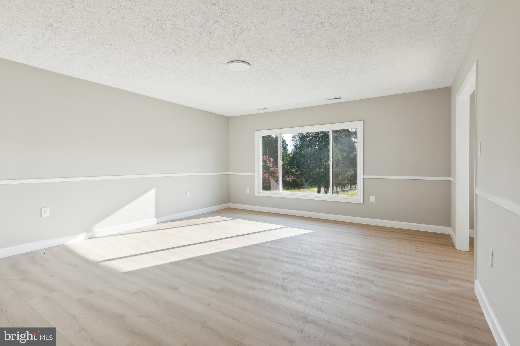 ARNON MEADOW - Residential