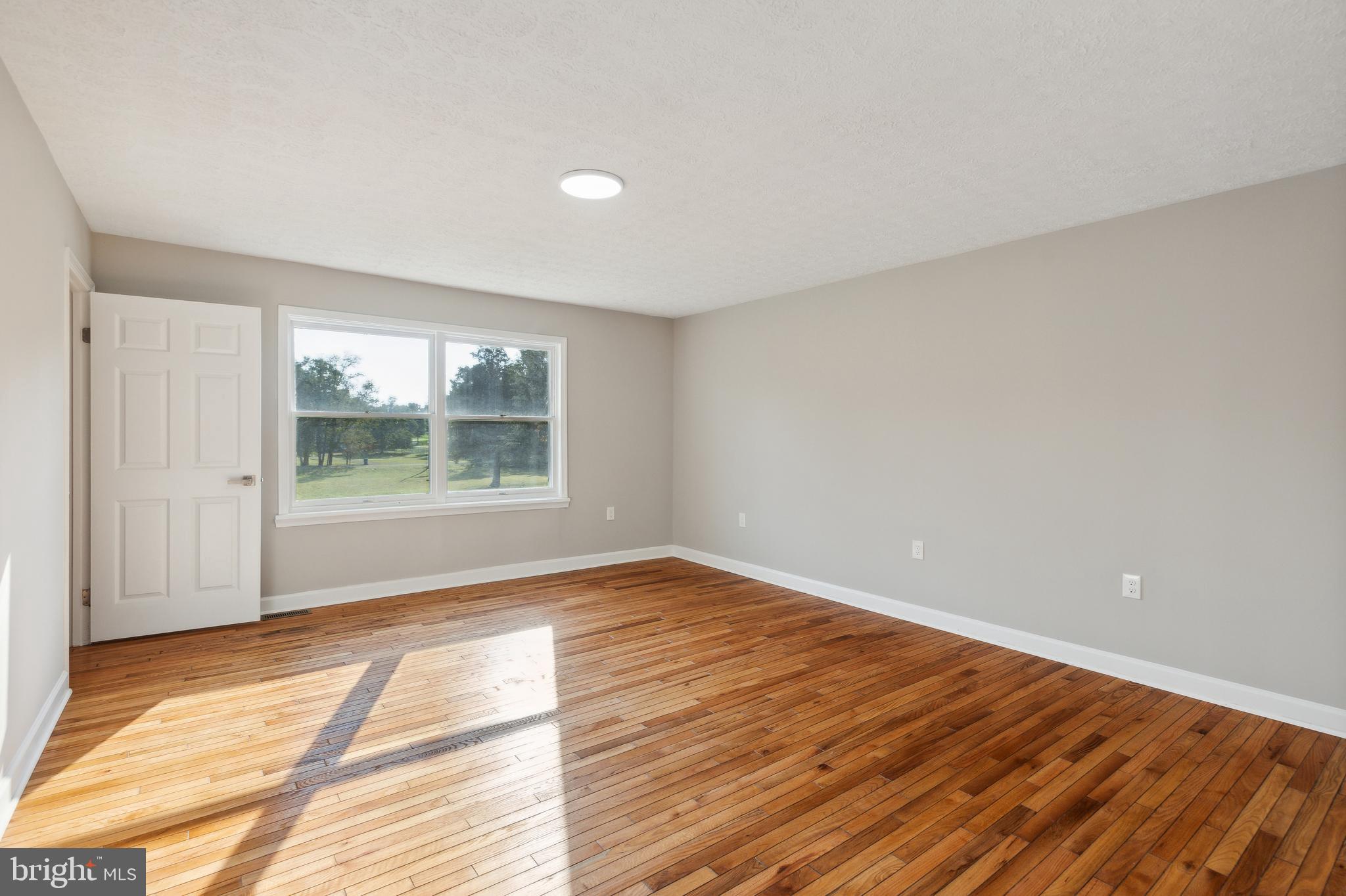 ARNON MEADOW - Residential