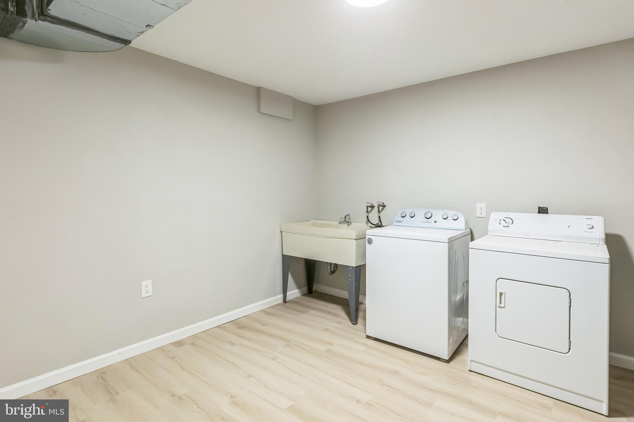 ARNON MEADOW - Residential