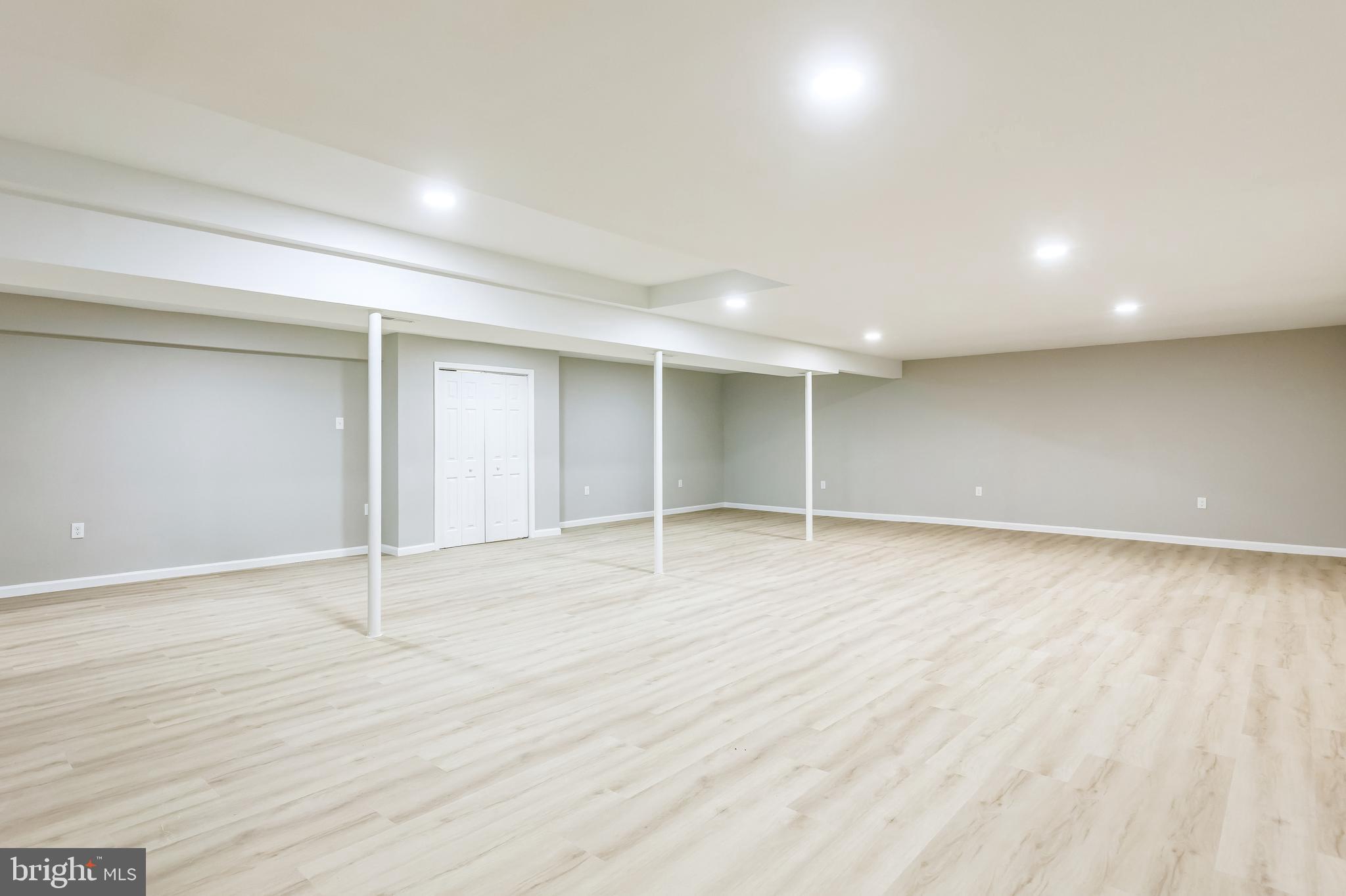 ARNON MEADOW - Residential