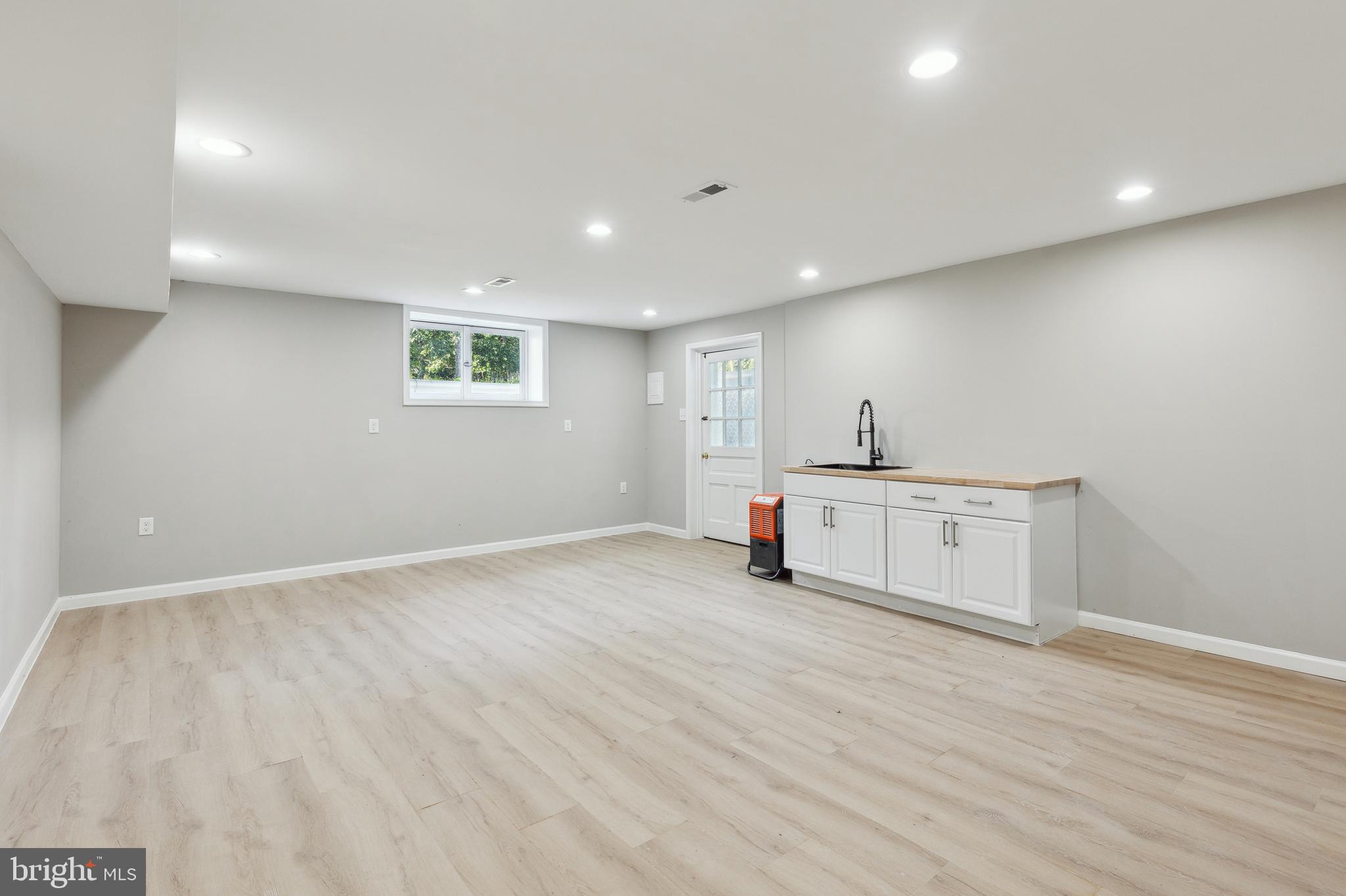 ARNON MEADOW - Residential