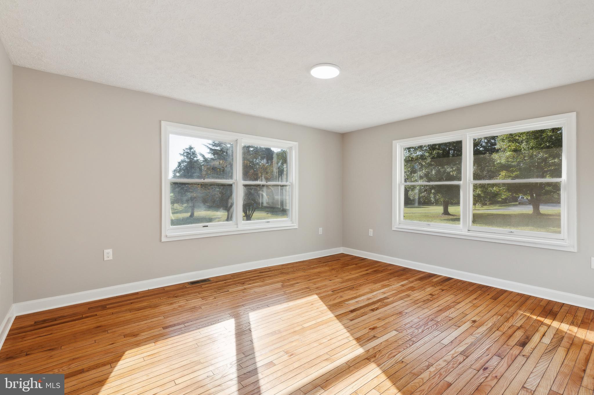 ARNON MEADOW - Residential