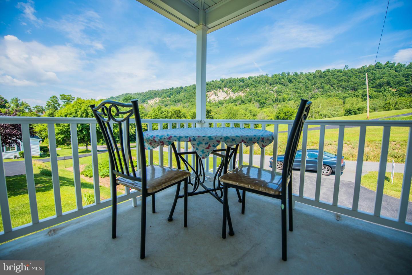 DENT HILL - Residential