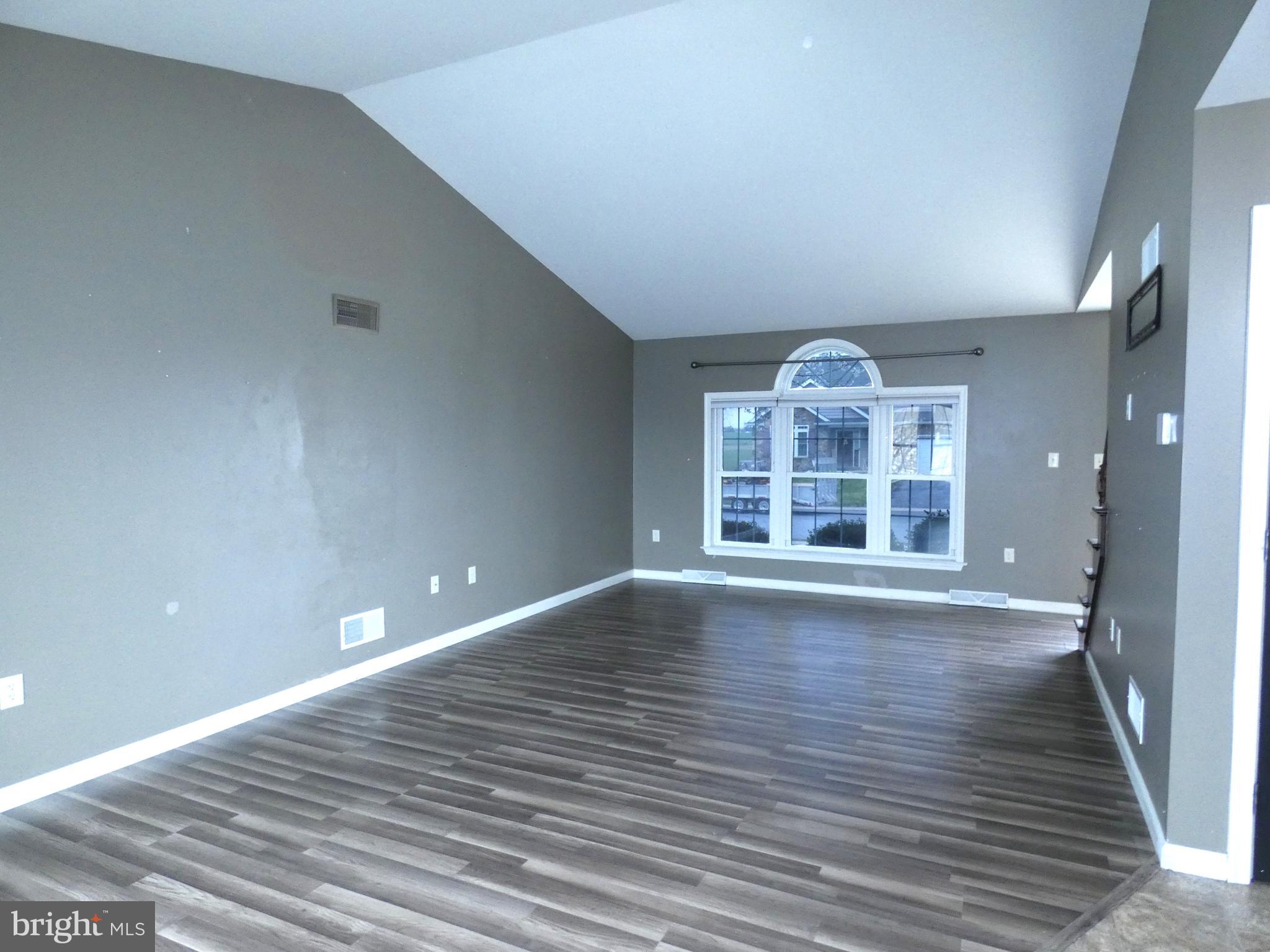 MYERSTOWN - Residential