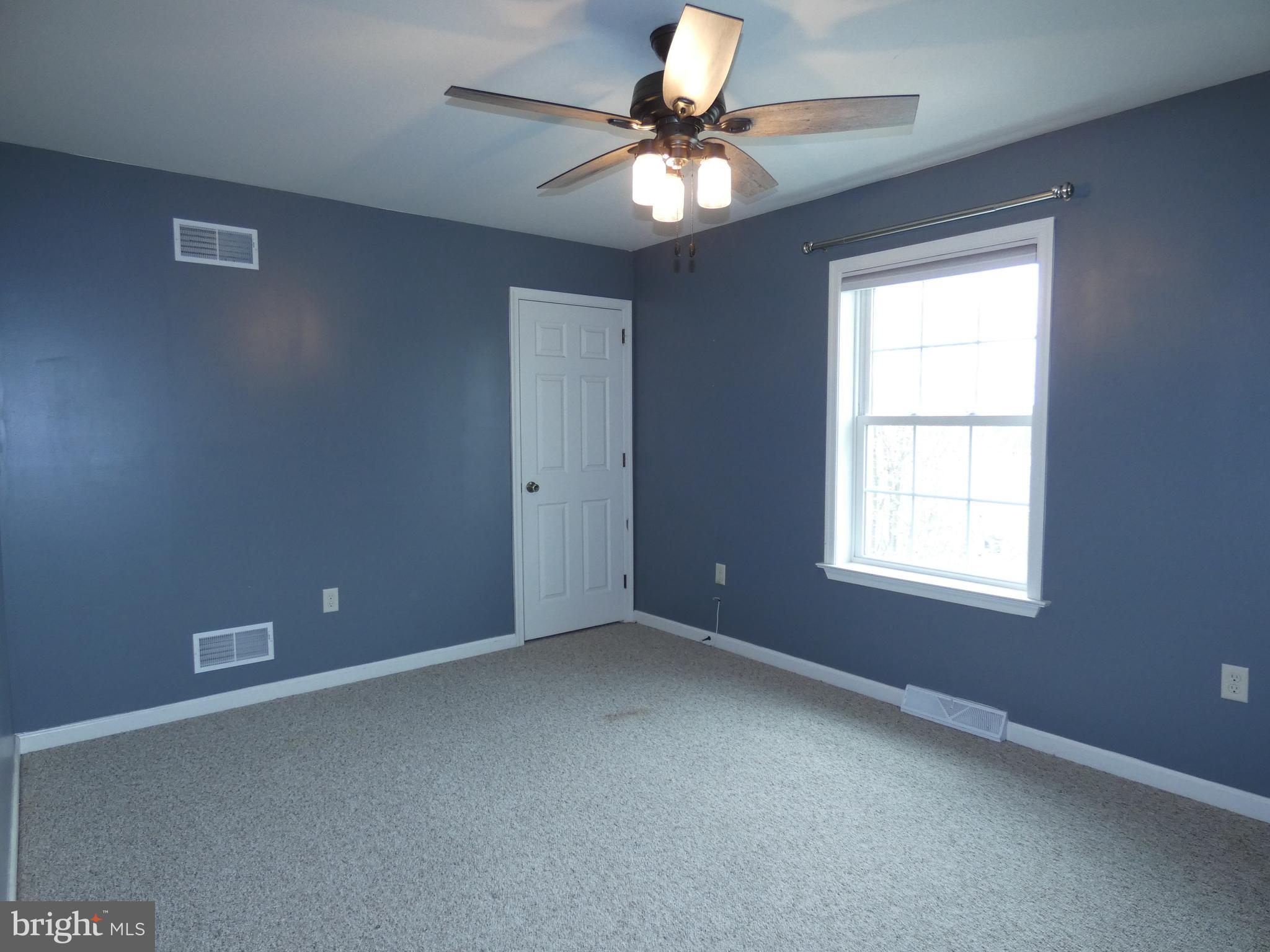 MYERSTOWN - Residential