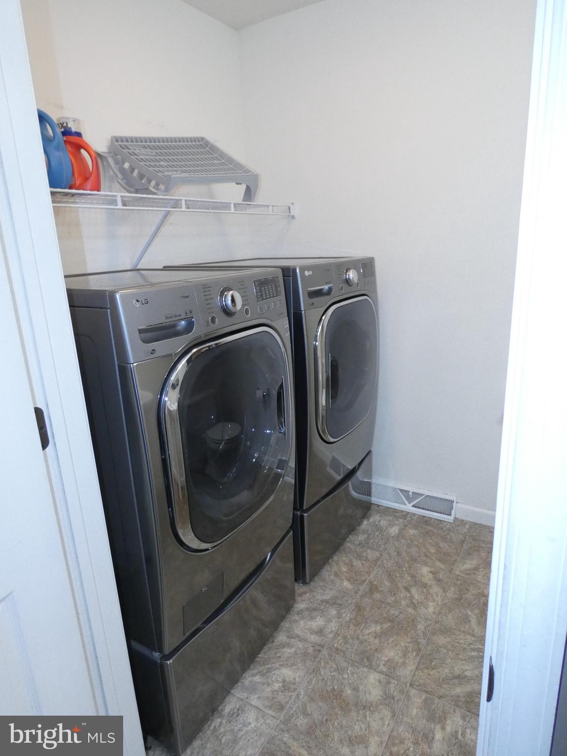 MYERSTOWN - Residential