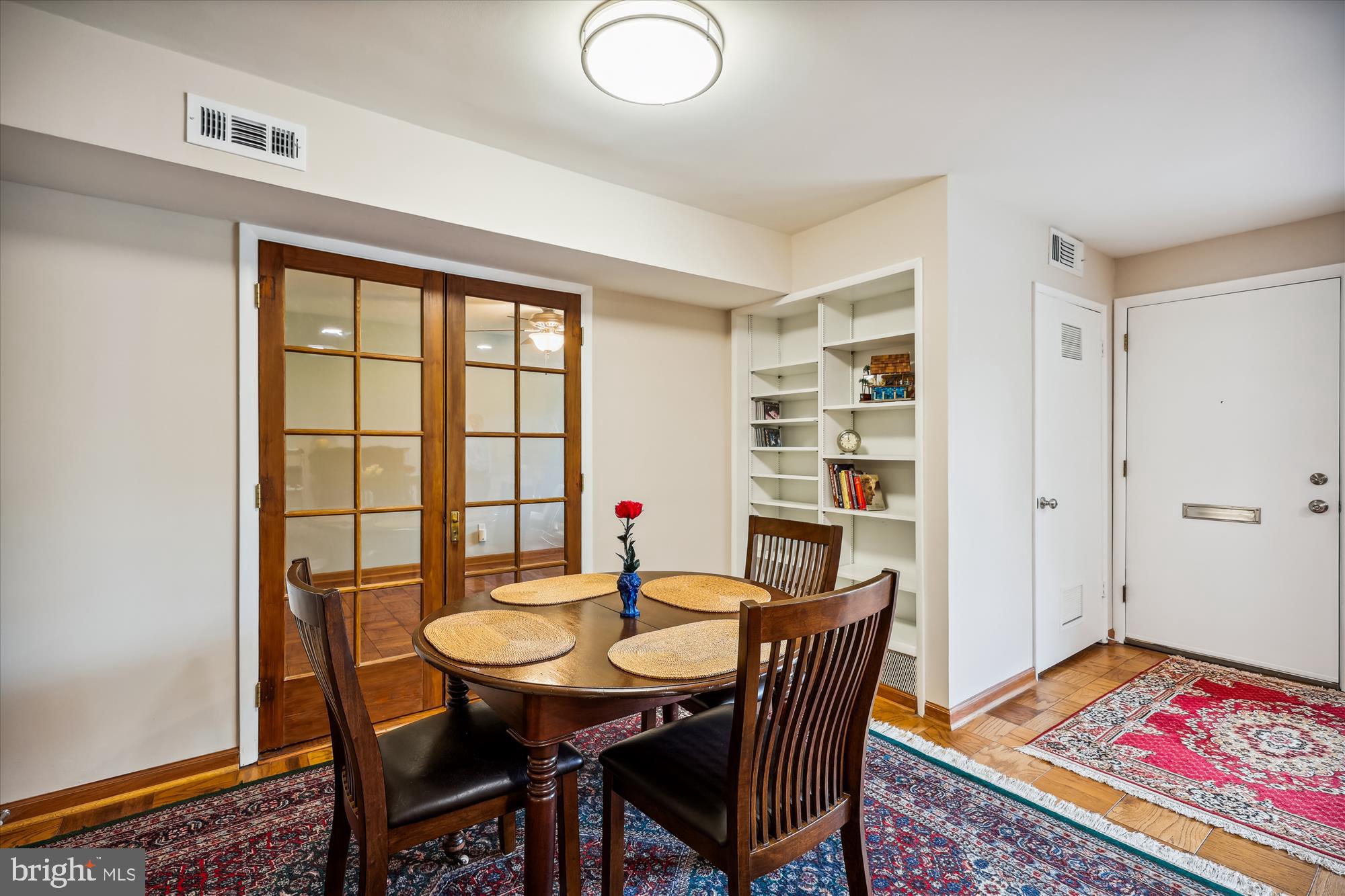 SPRING LAKE GARDEN CONDOMINIUM - Residential