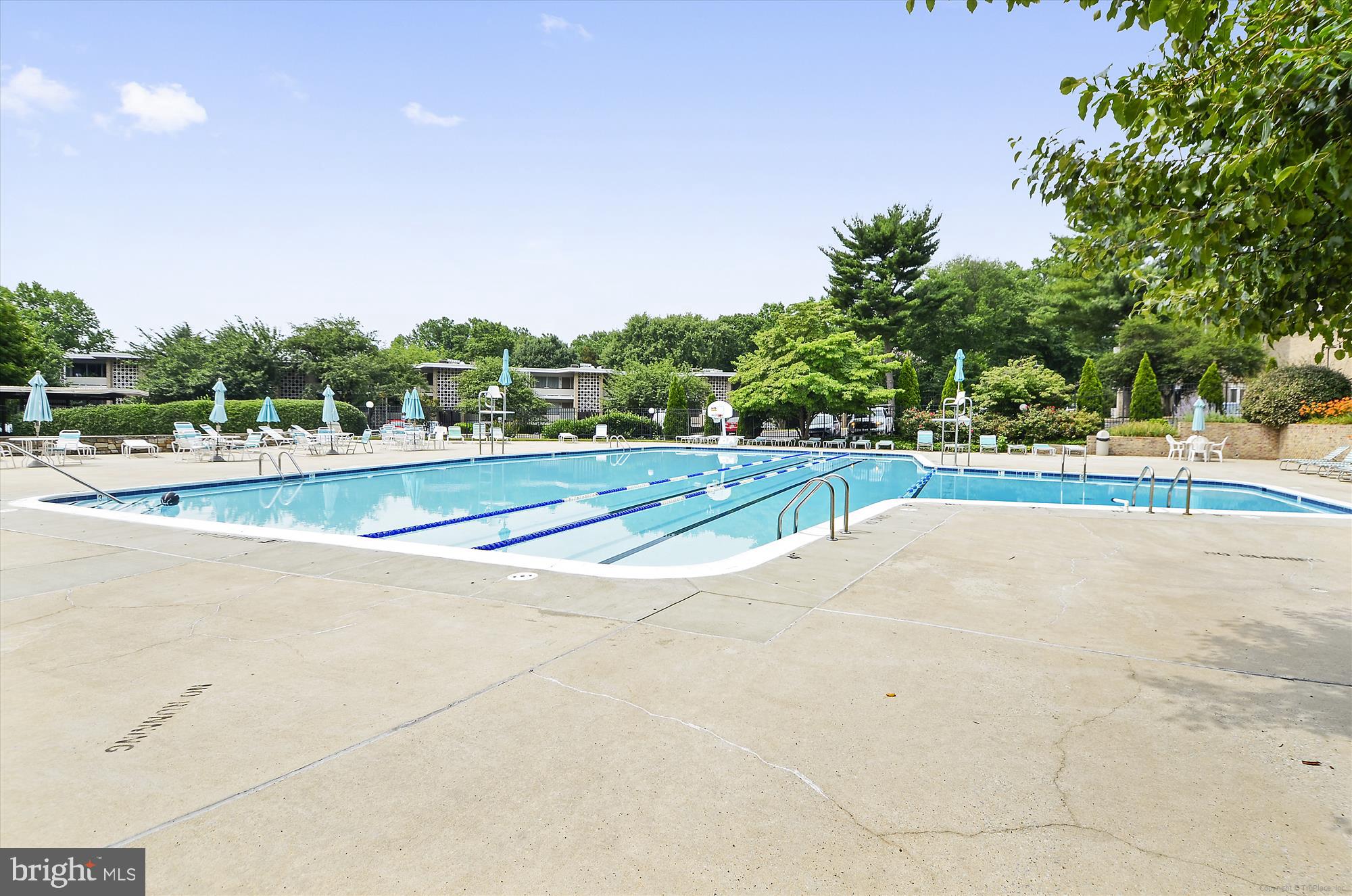 SPRING LAKE GARDEN CONDOMINIUM - Residential