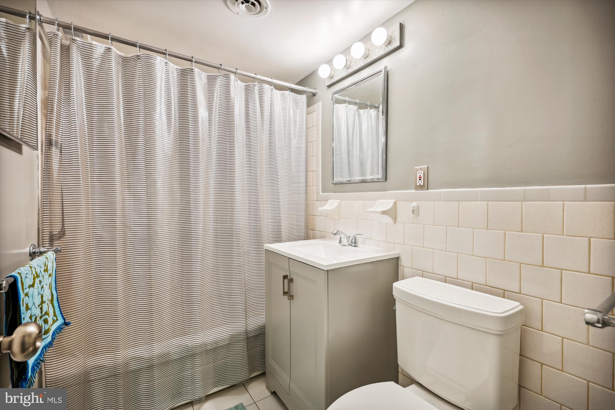 SPRING LAKE GARDEN CONDOMINIUM - Residential