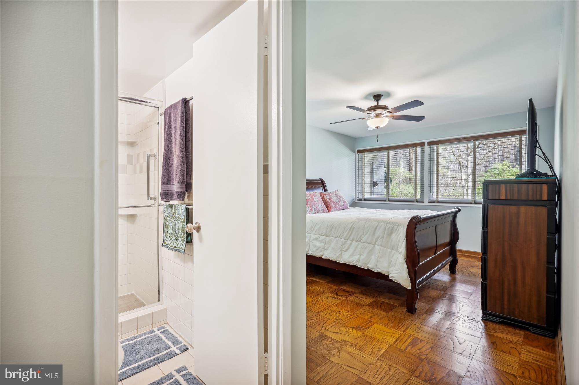 SPRING LAKE GARDEN CONDOMINIUM - Residential