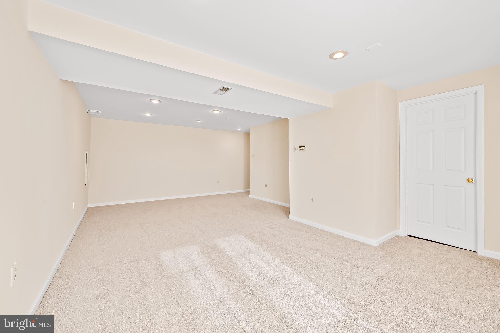 SHEPHERDS GLEN - Residential