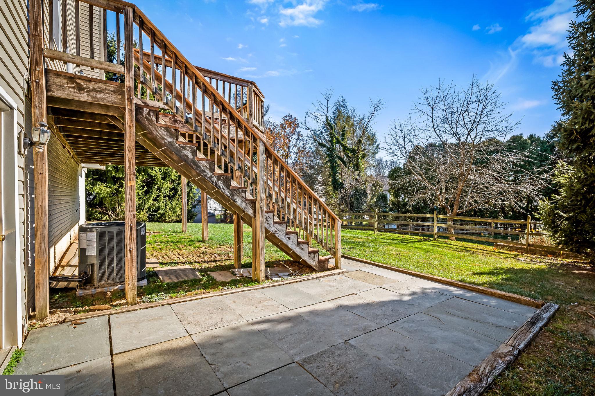 SHEPHERDS GLEN - Residential