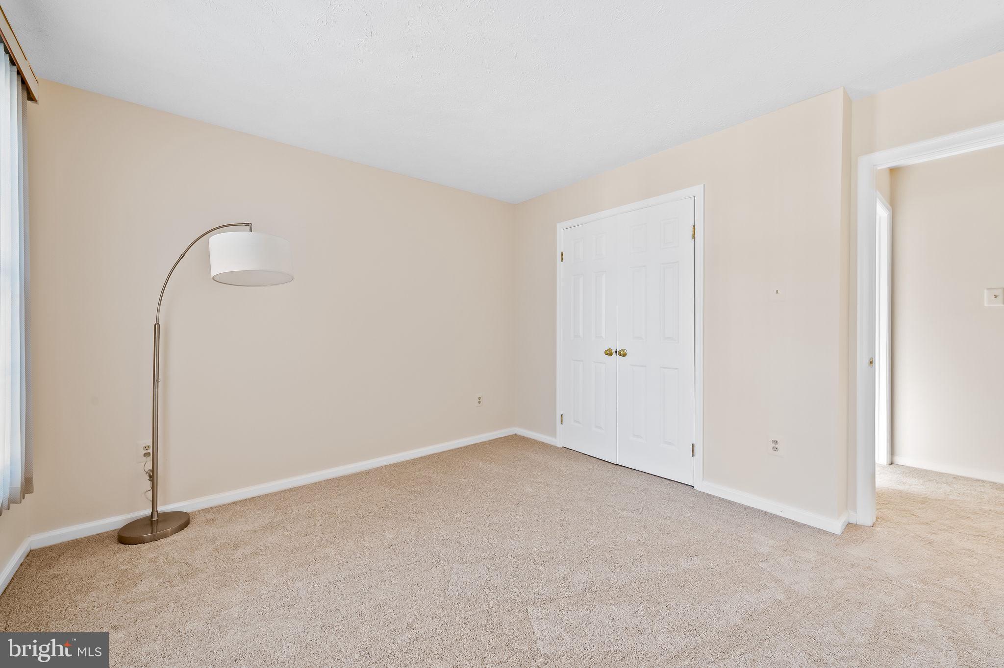 SHEPHERDS GLEN - Residential