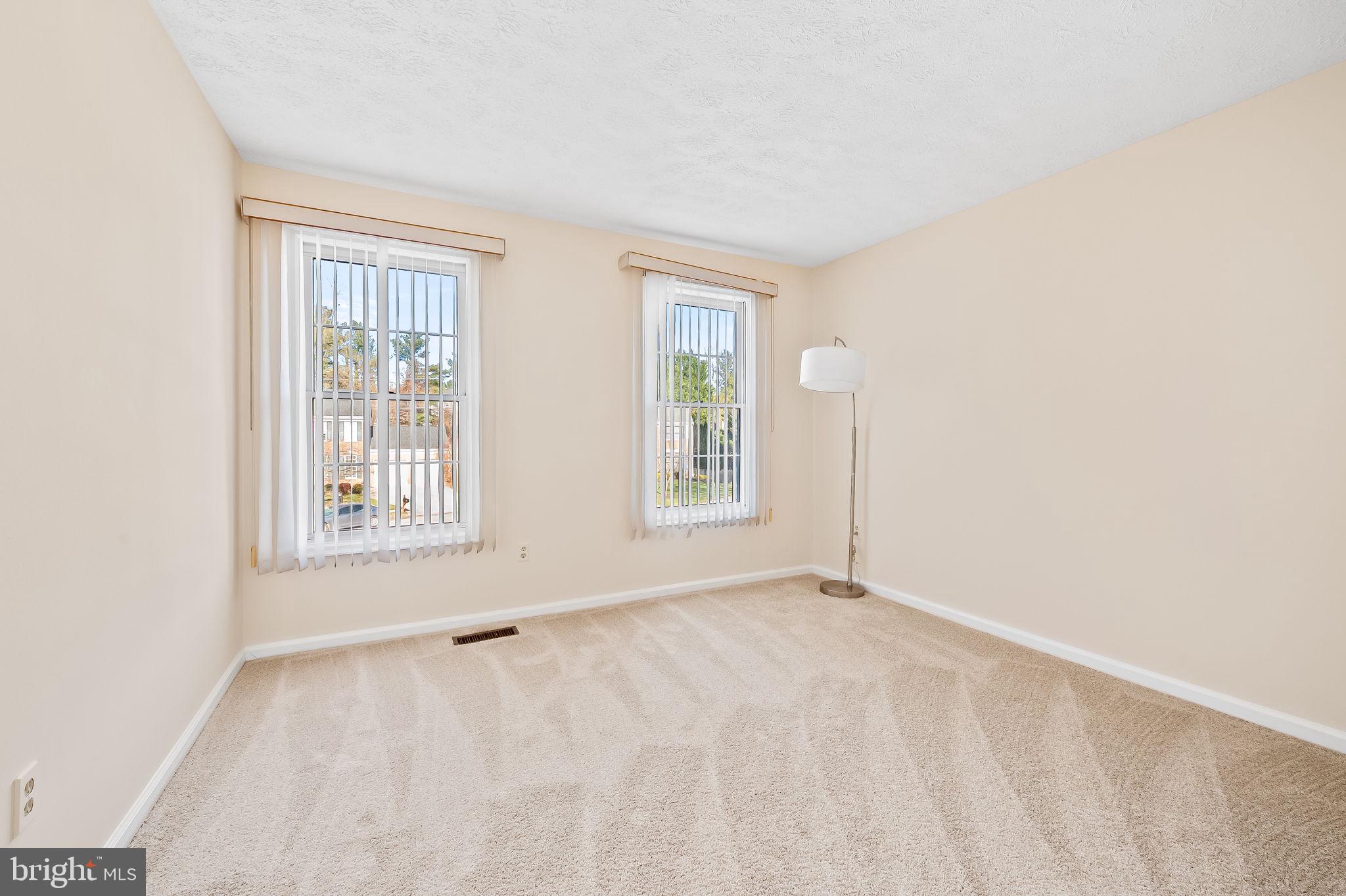 SHEPHERDS GLEN - Residential