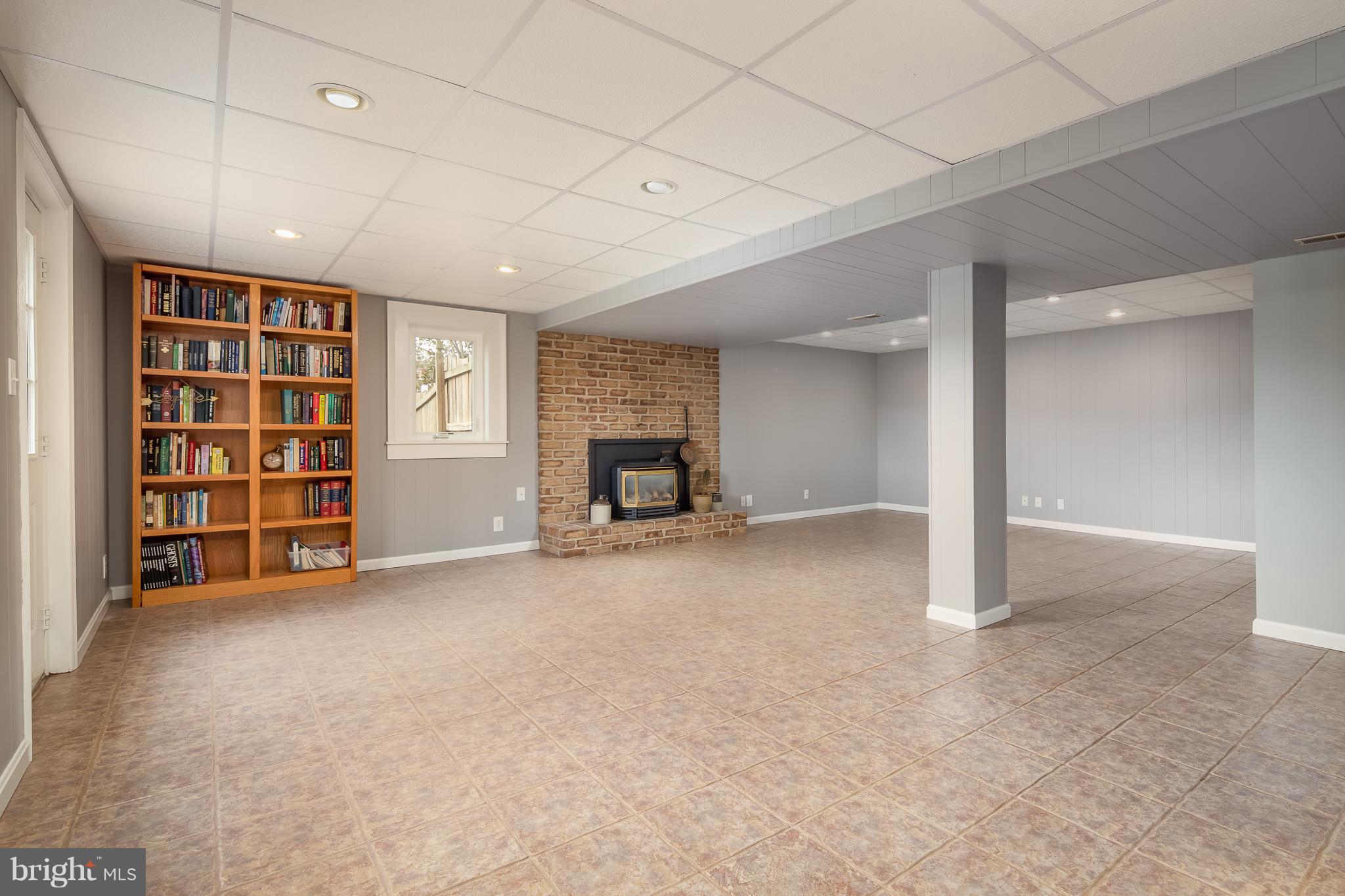 FAIRVIEW HEIGHTS - Residential