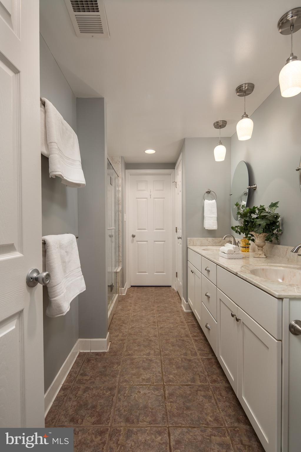 FAIRVIEW HEIGHTS - Residential