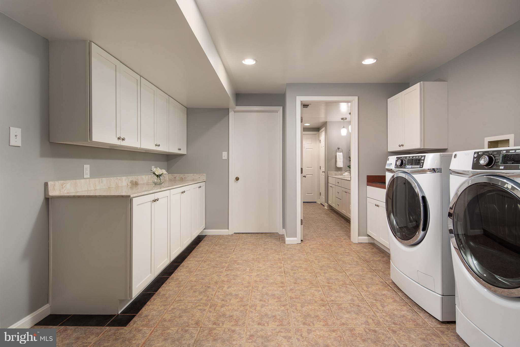 FAIRVIEW HEIGHTS - Residential