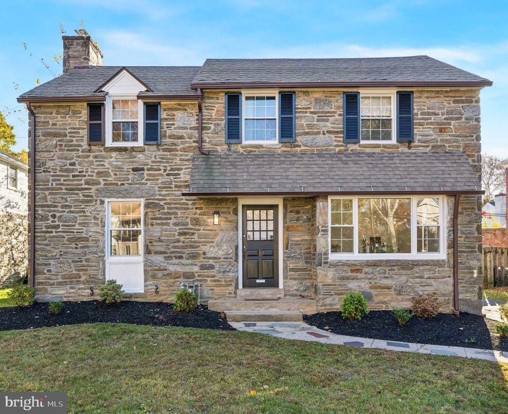 Photo of 146 Henley Road, WYNNEWOOD, PA 19096 (MLS # PAMC2131780)