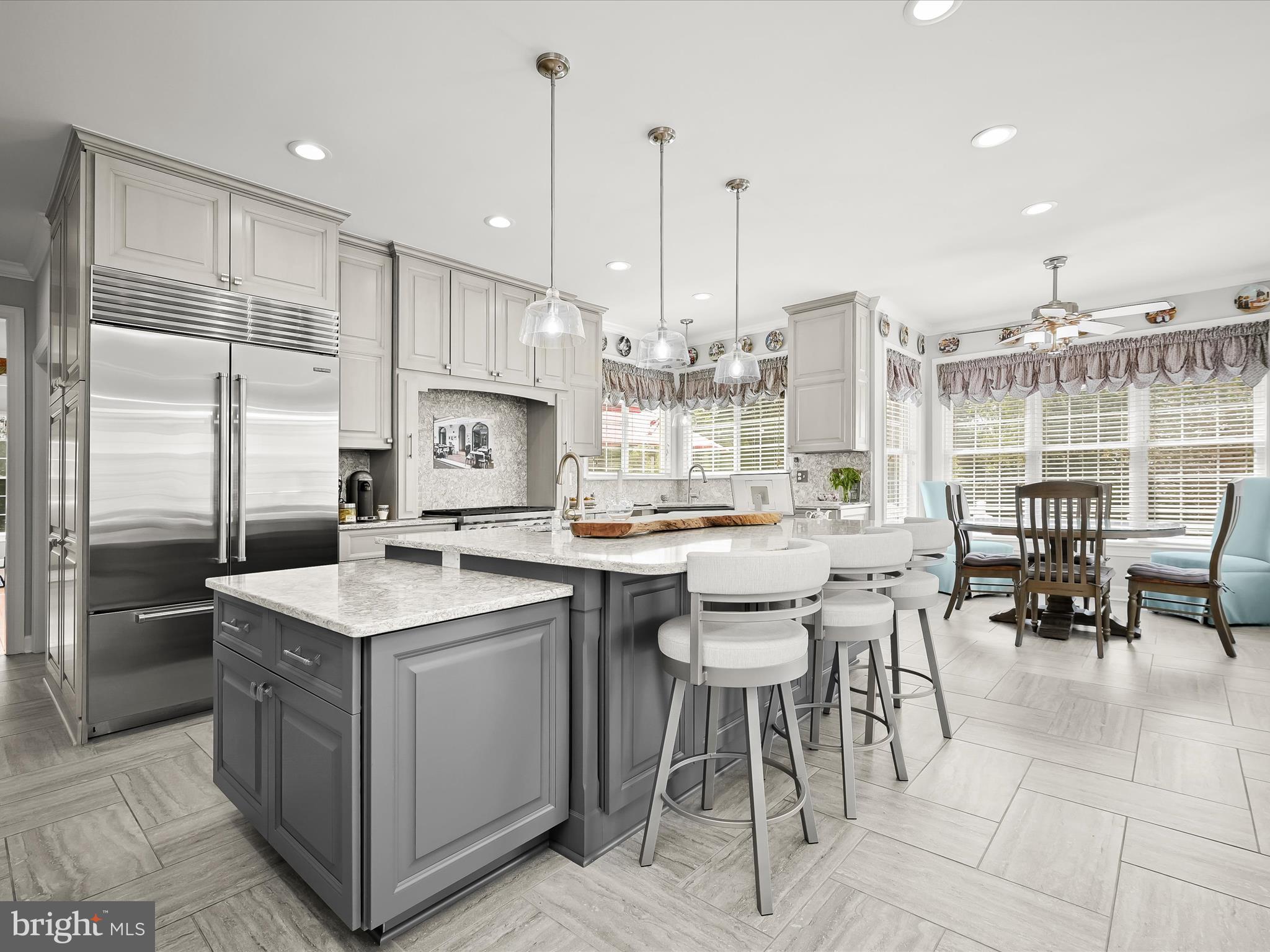 SPRING MEADOWS - Residential