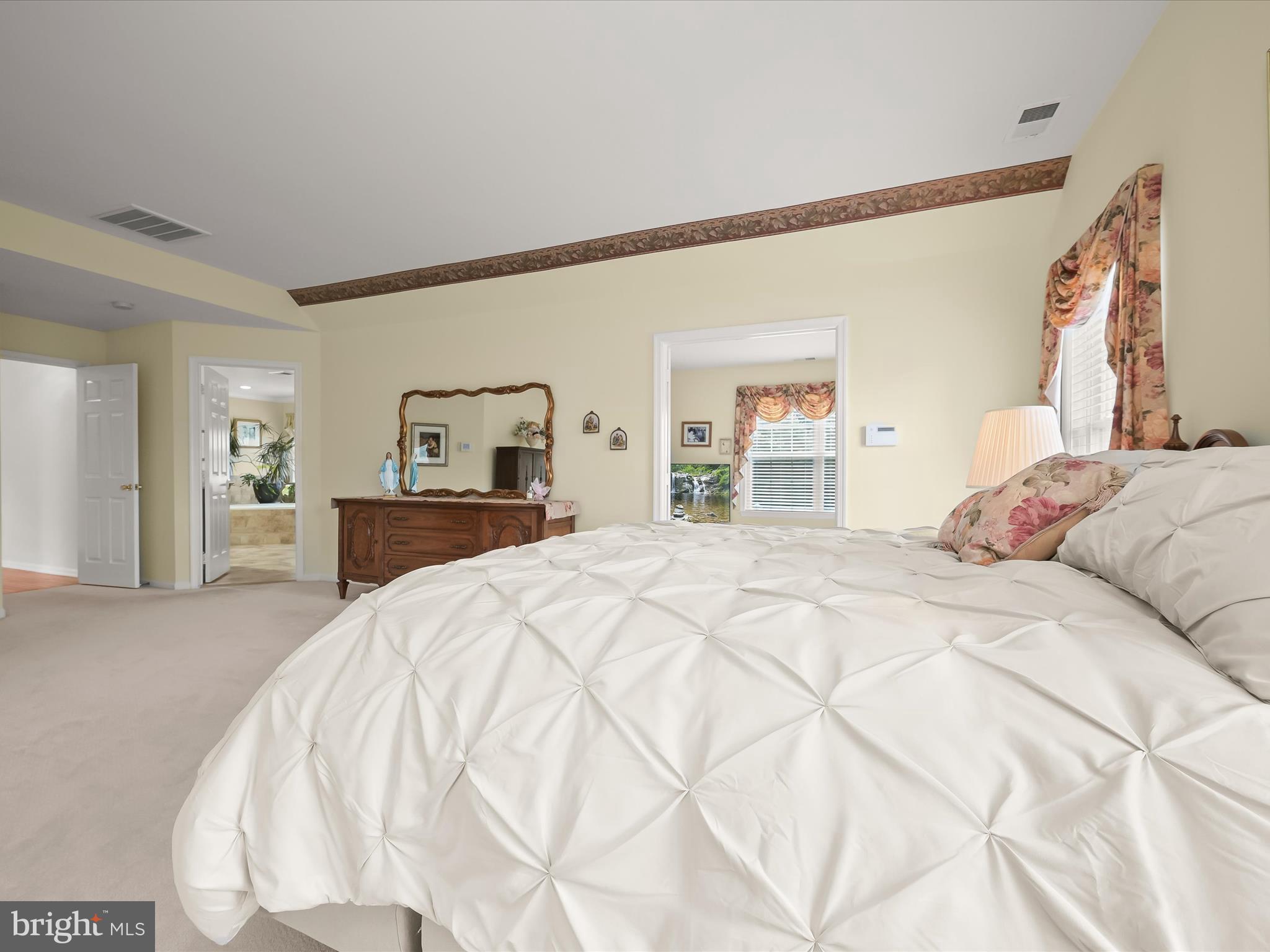 SPRING MEADOWS - Residential