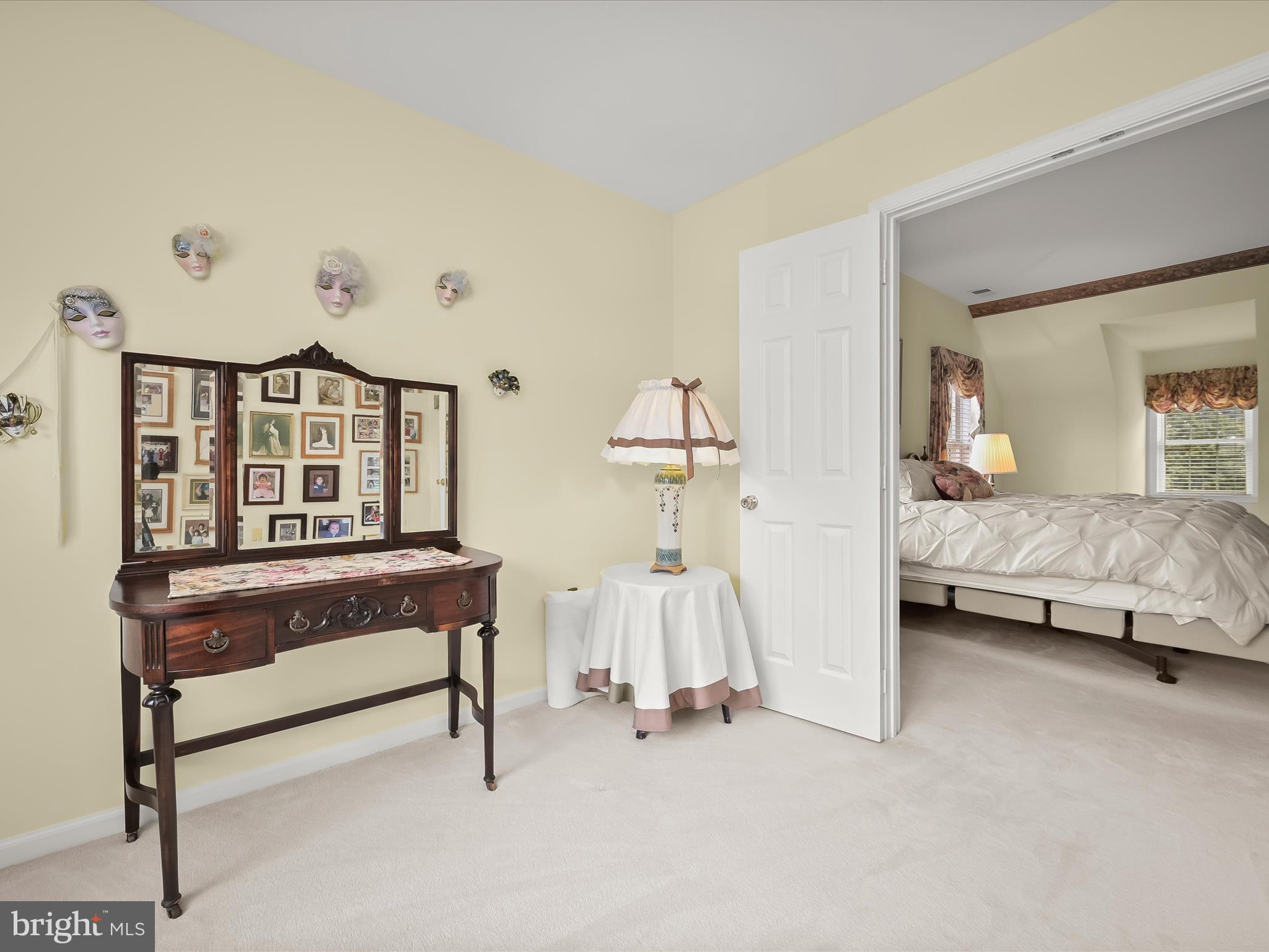 SPRING MEADOWS - Residential