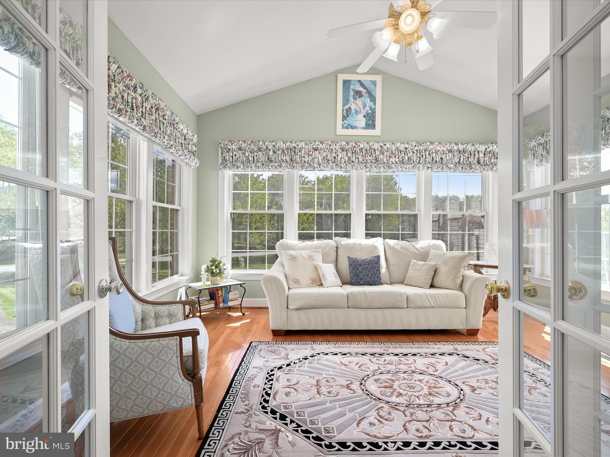 SPRING MEADOWS - Residential