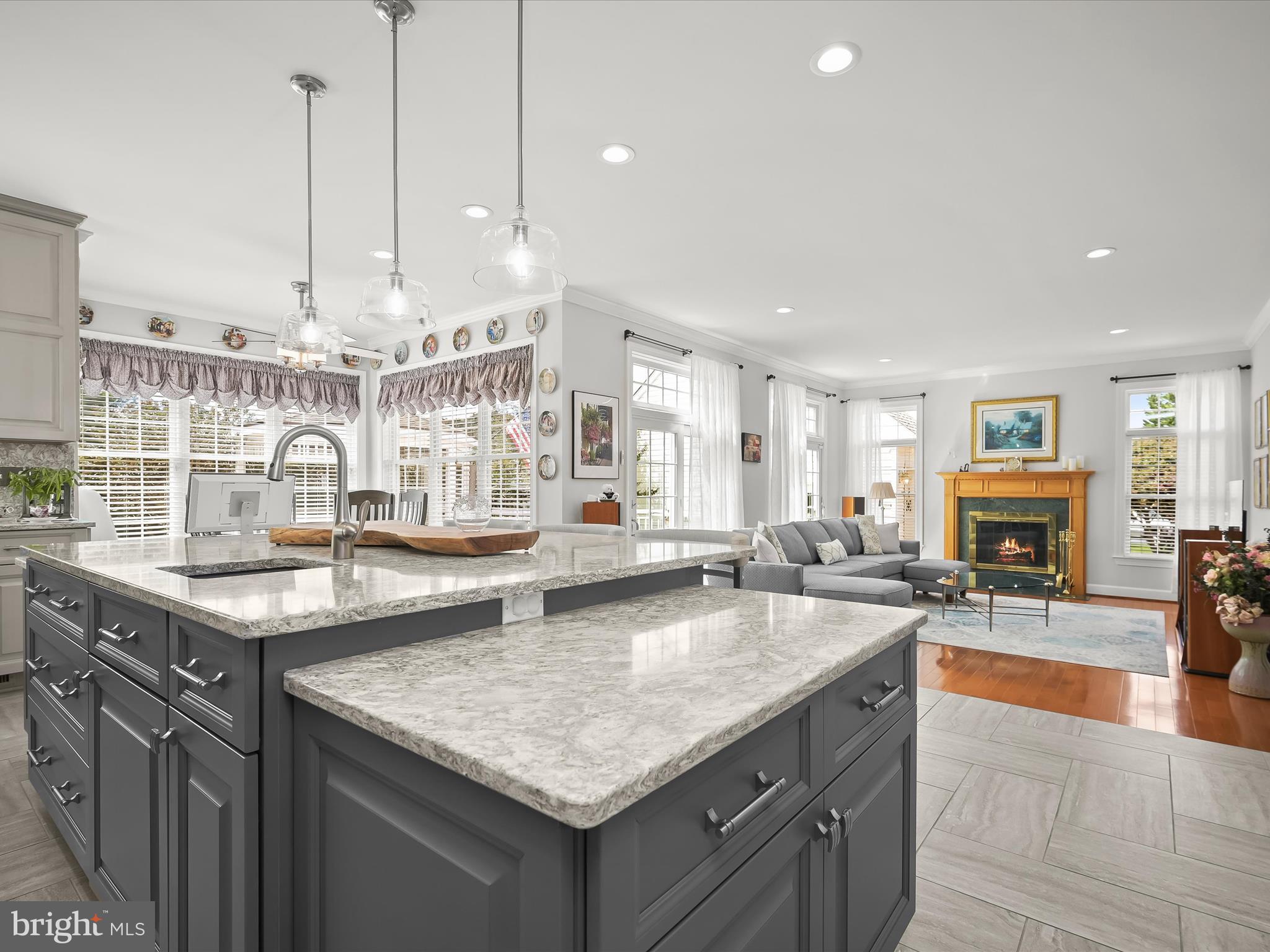 SPRING MEADOWS - Residential