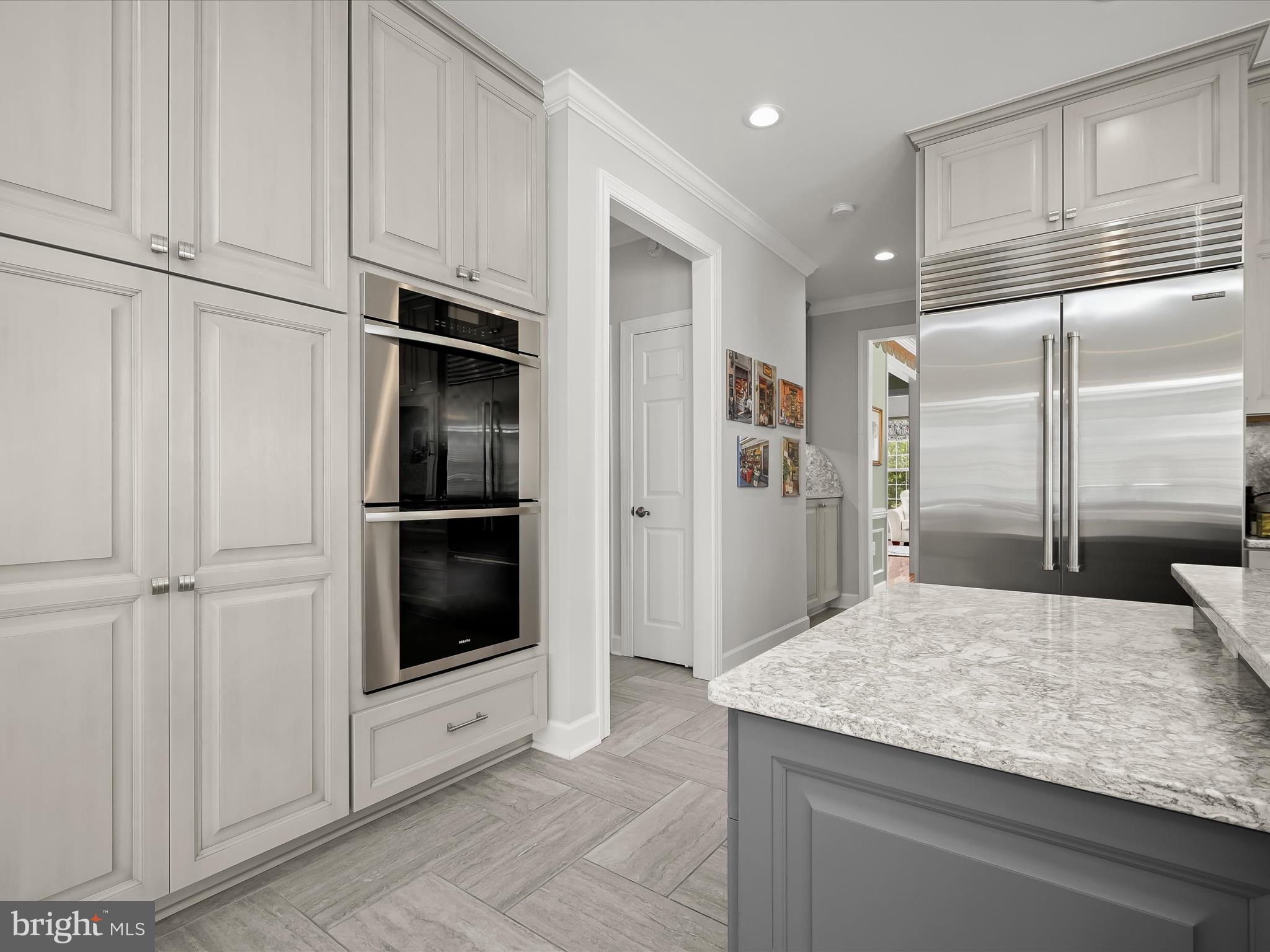 SPRING MEADOWS - Residential