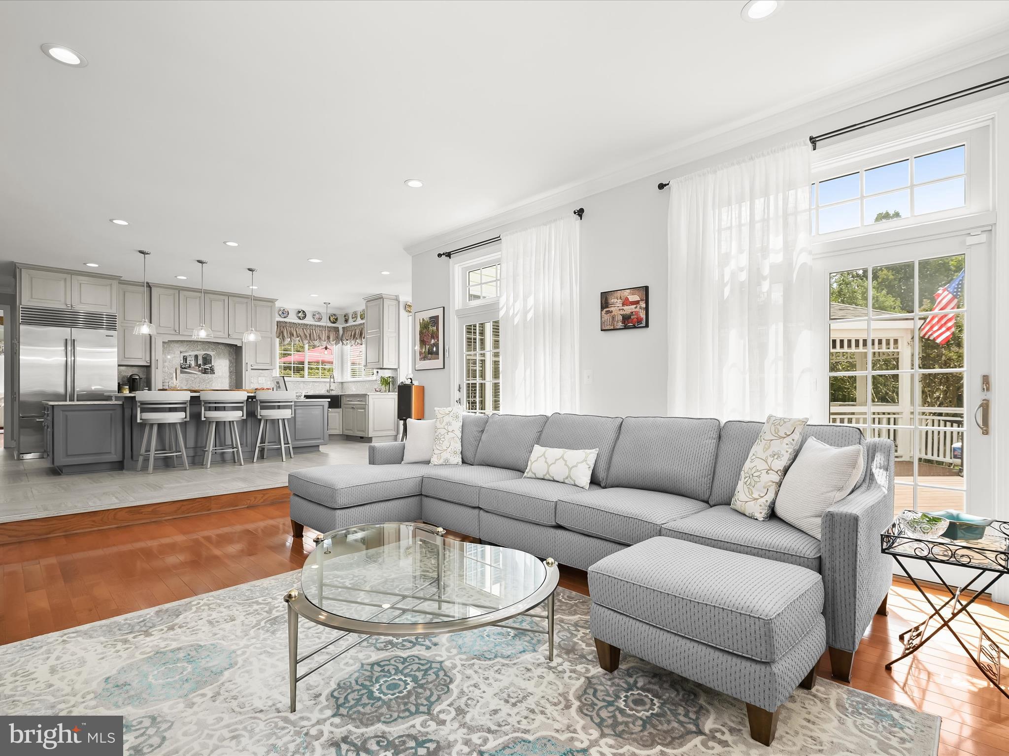 SPRING MEADOWS - Residential