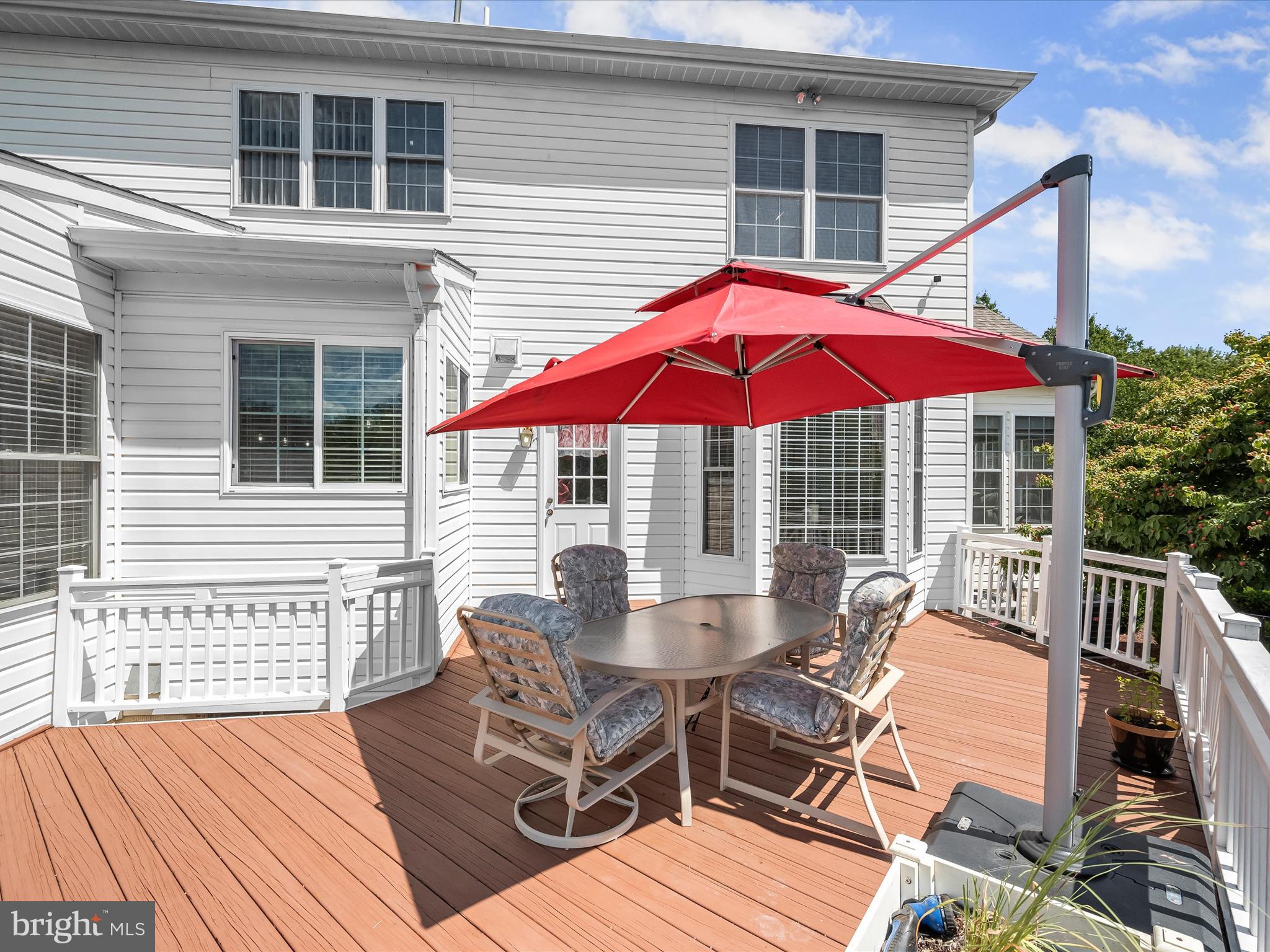 SPRING MEADOWS - Residential