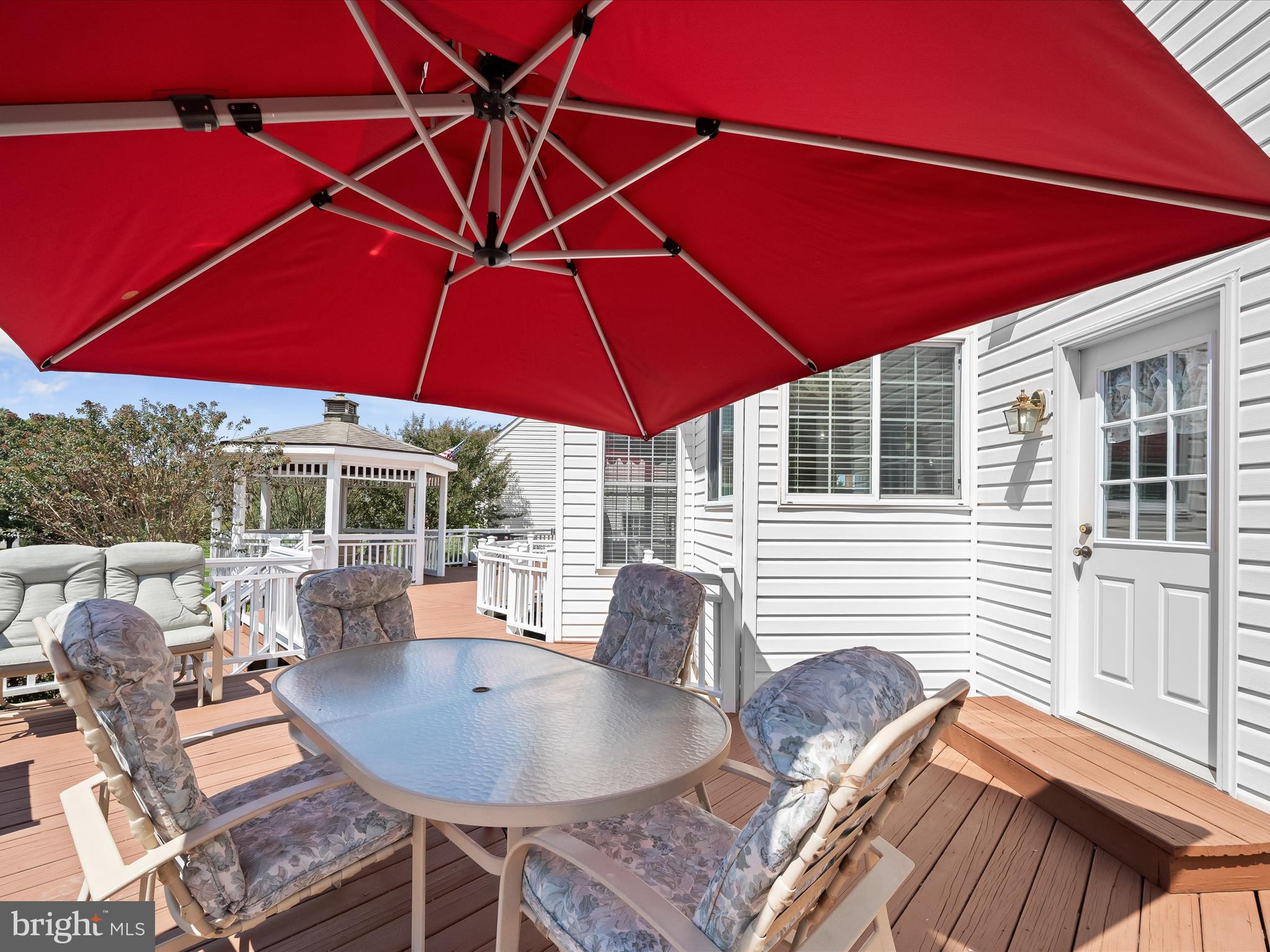 SPRING MEADOWS - Residential