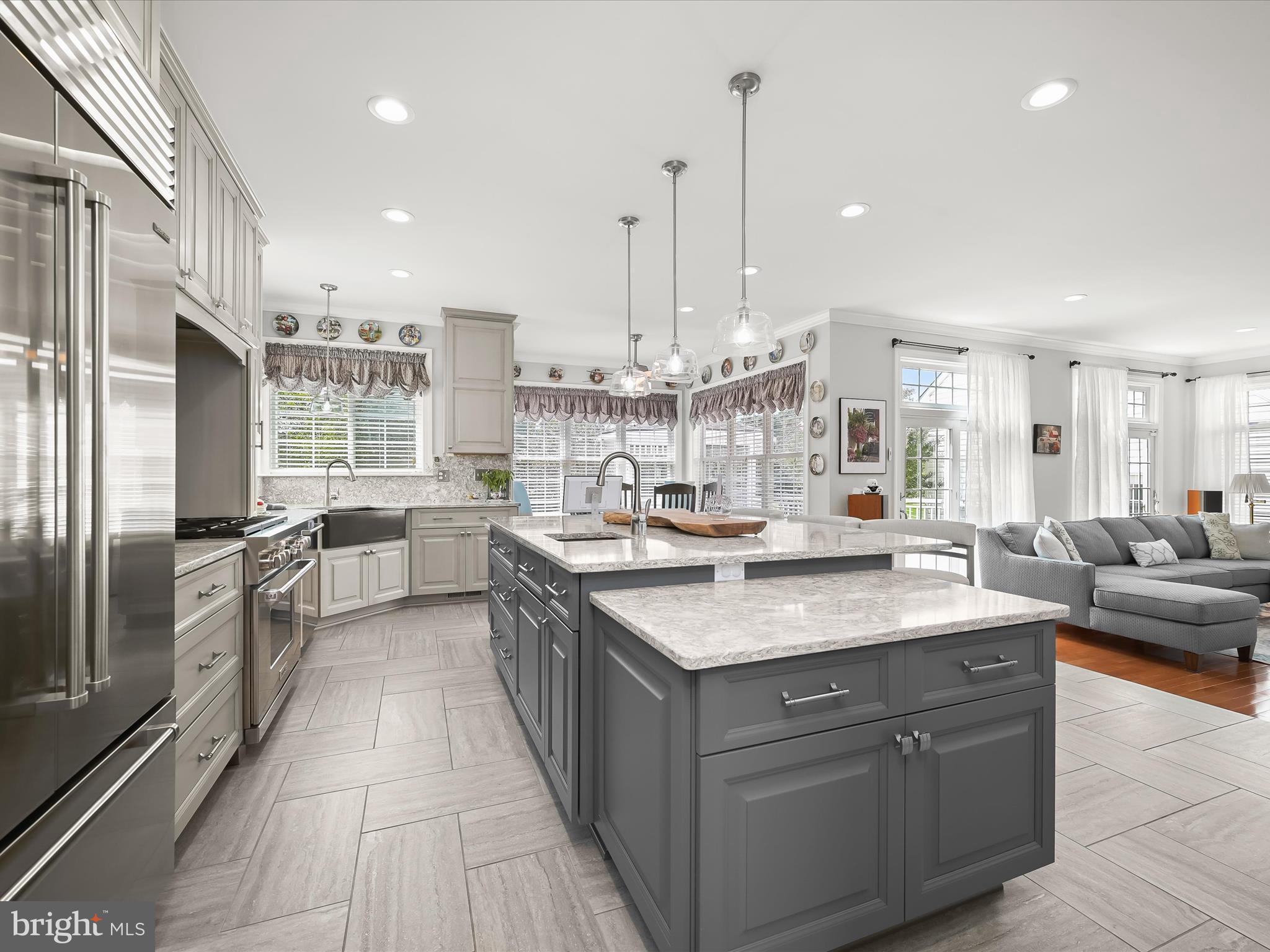 SPRING MEADOWS - Residential