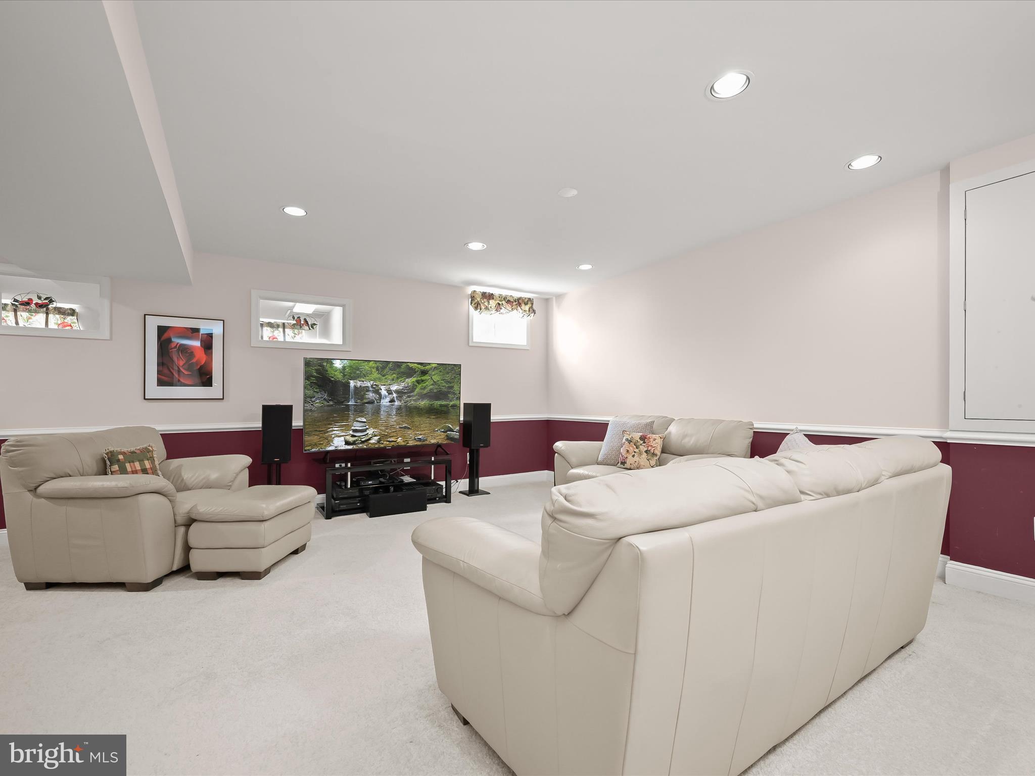 SPRING MEADOWS - Residential