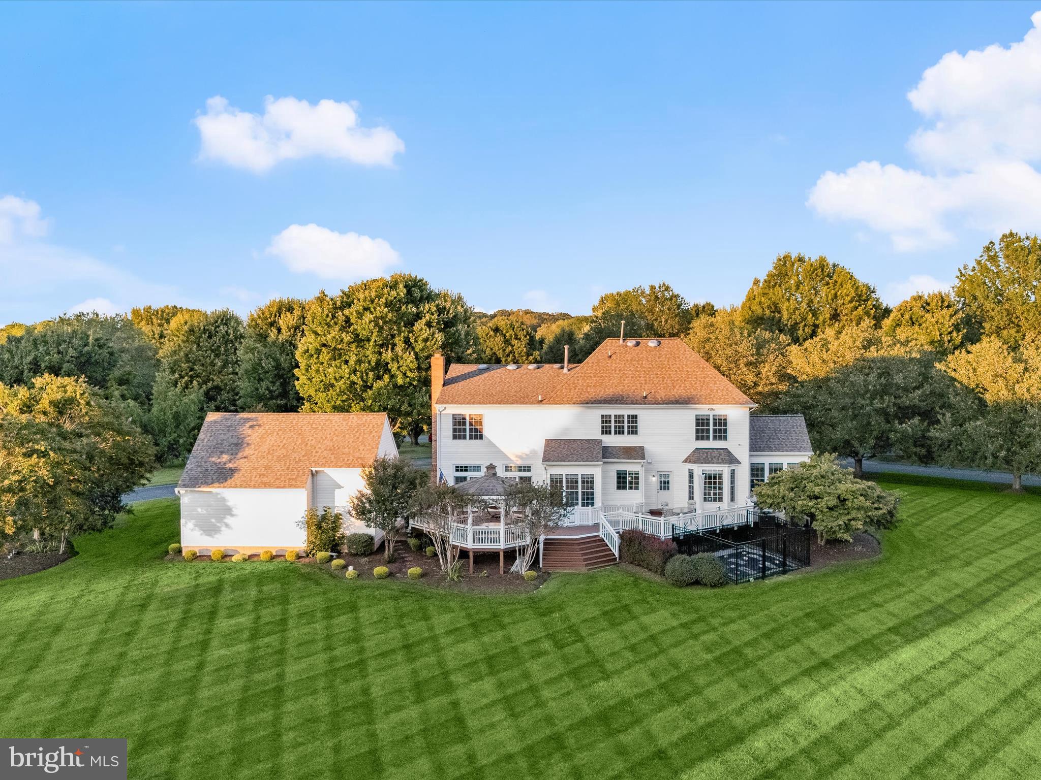 SPRING MEADOWS - Residential