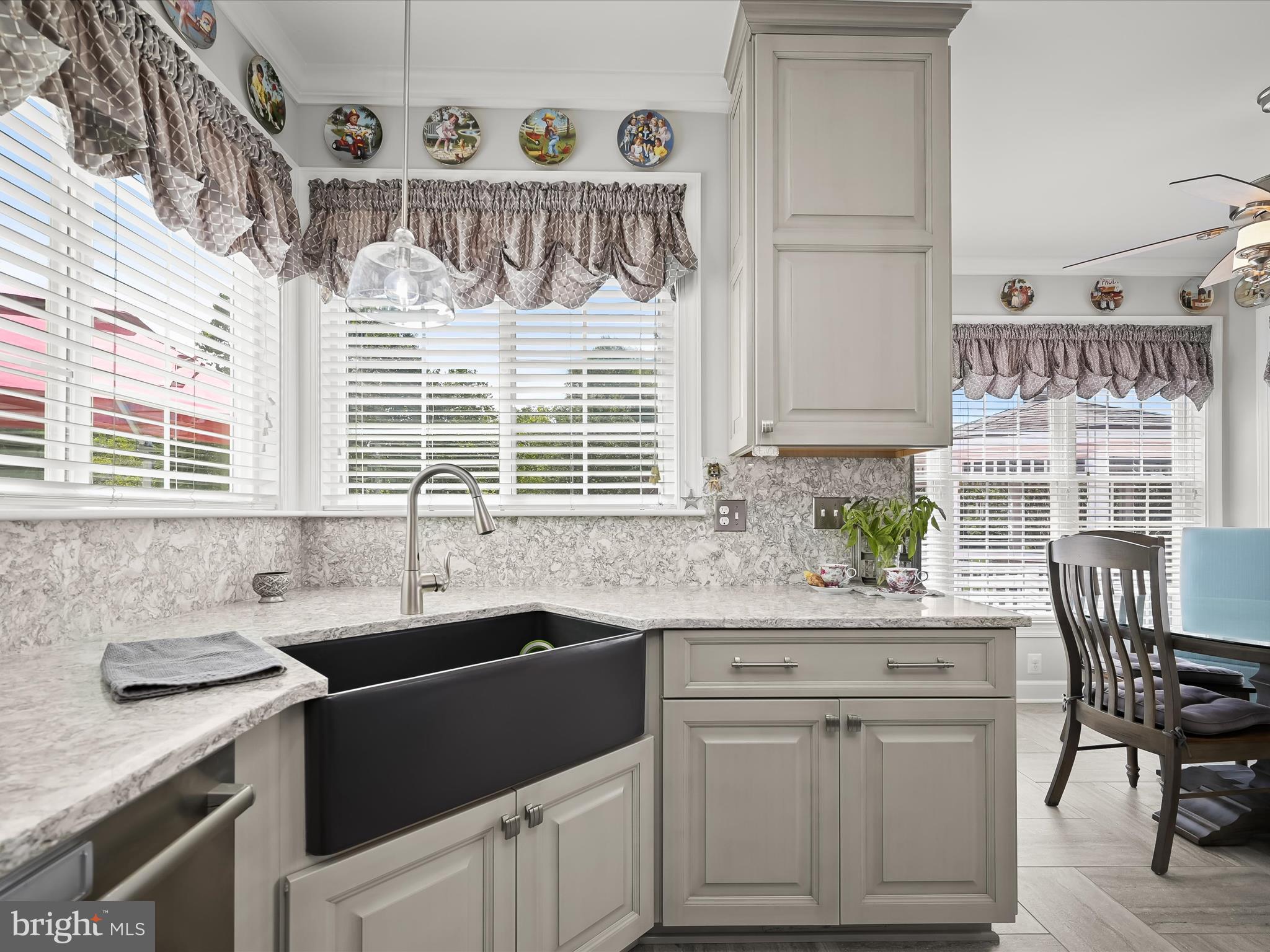 SPRING MEADOWS - Residential