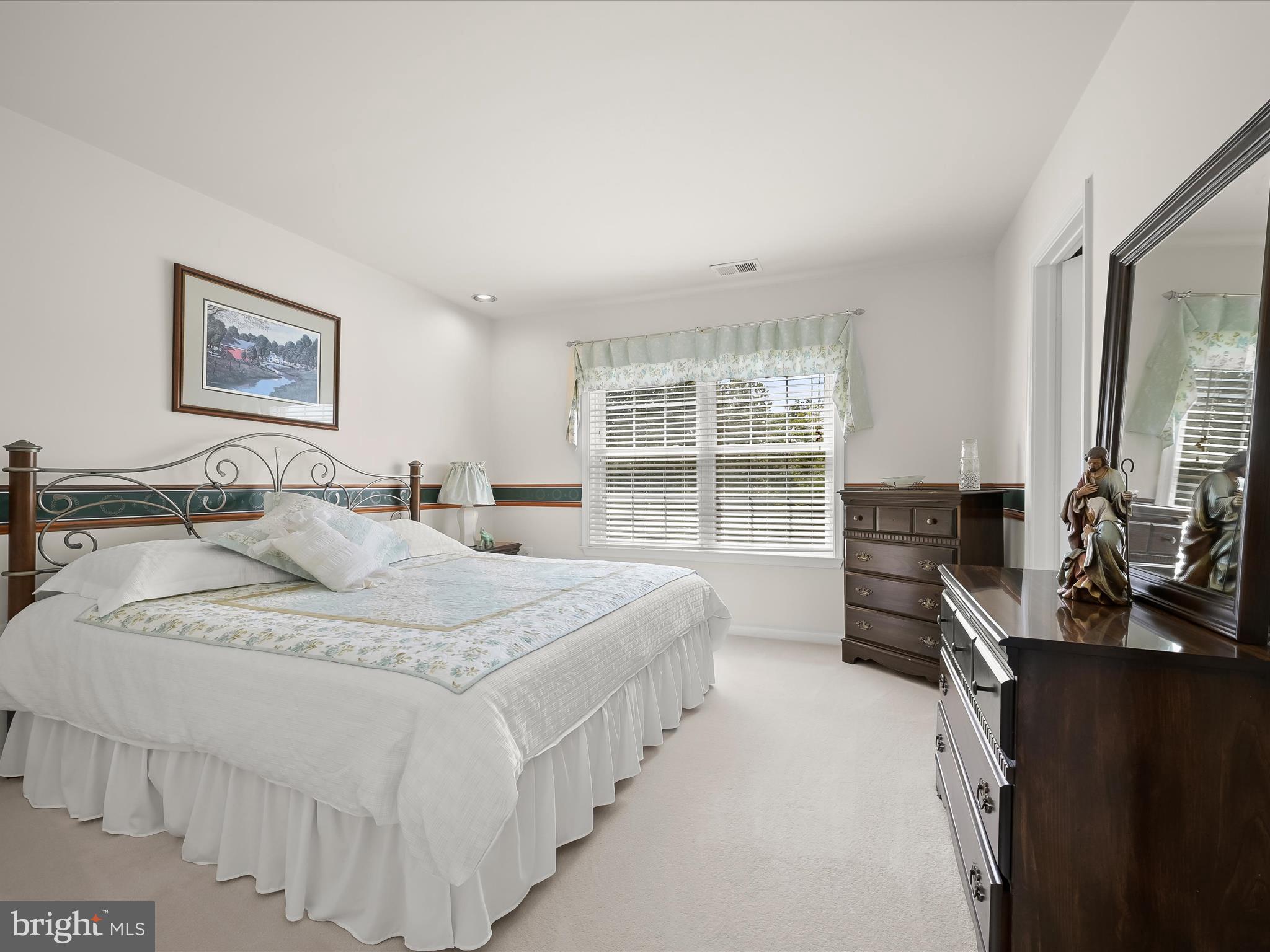 SPRING MEADOWS - Residential