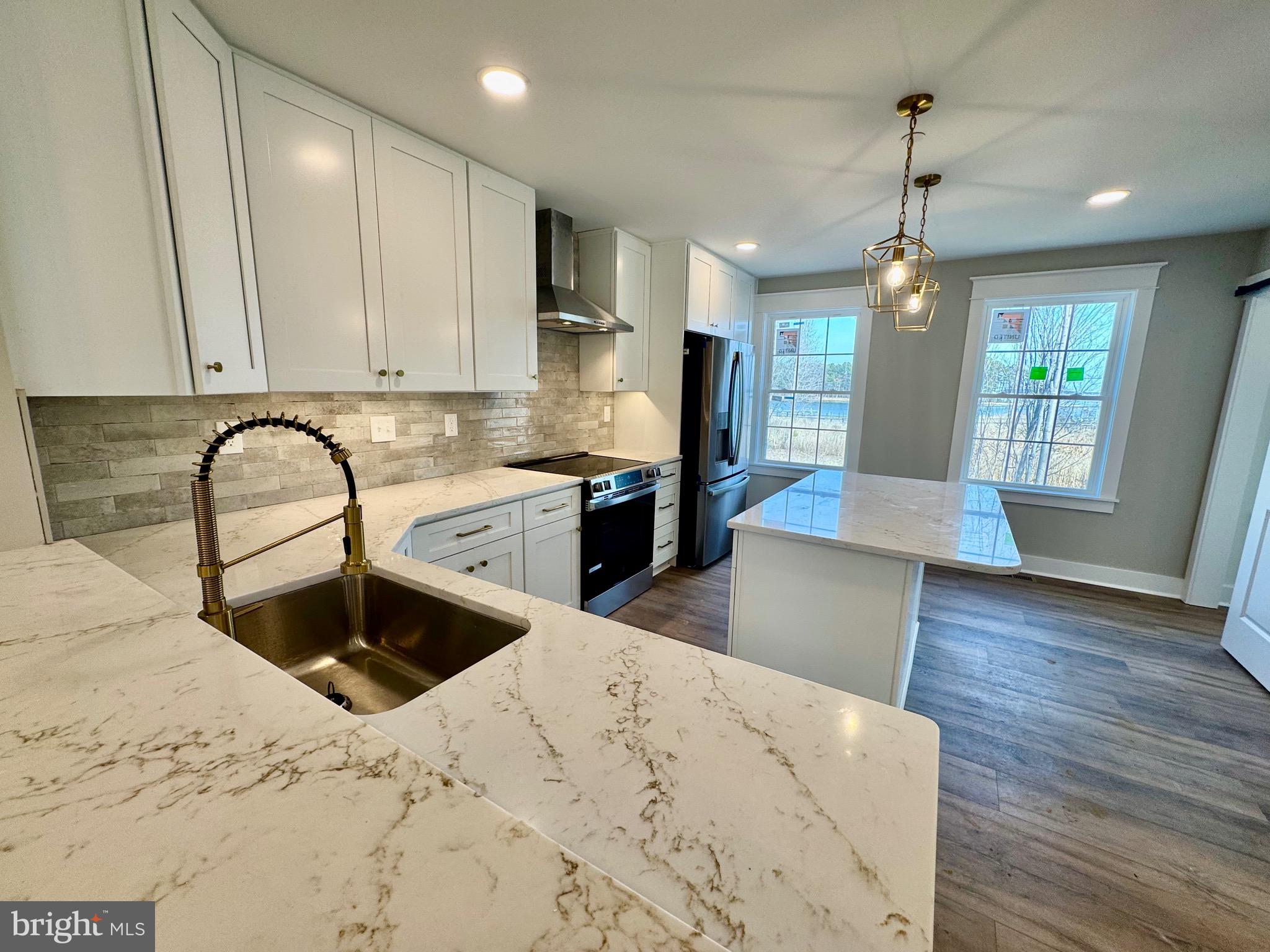 KENT ISLAND ESTATES - Residential