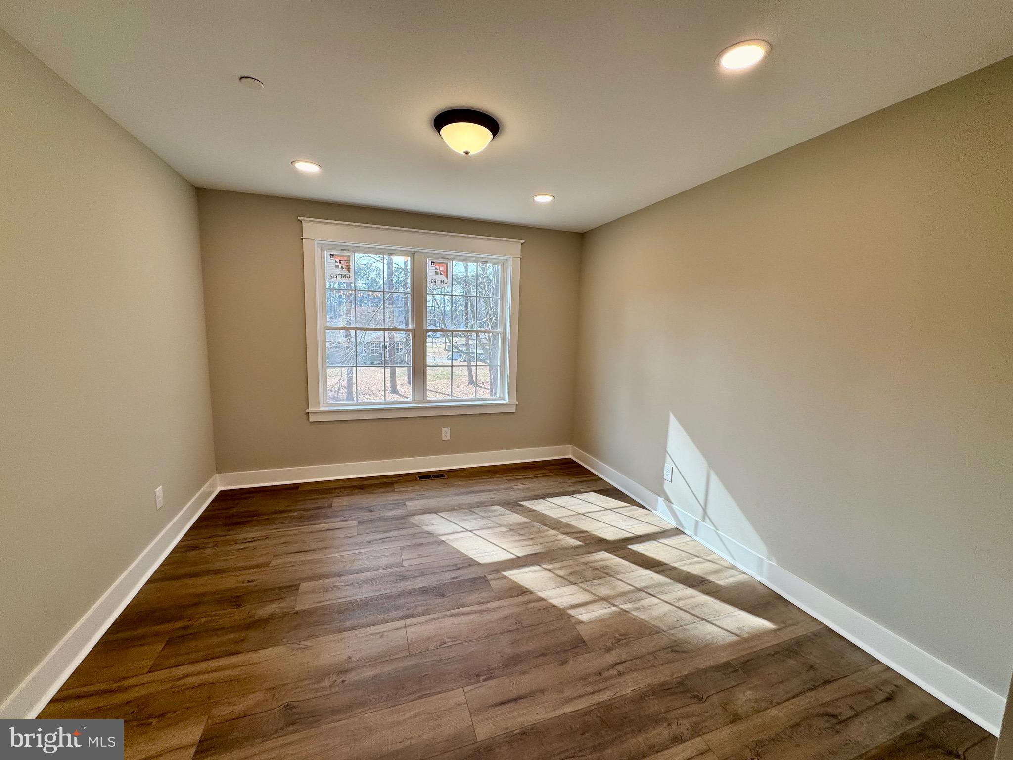 KENT ISLAND ESTATES - Residential